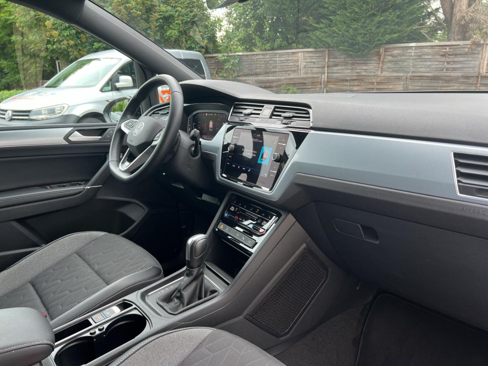 Volkswagen Touran – Bild 14