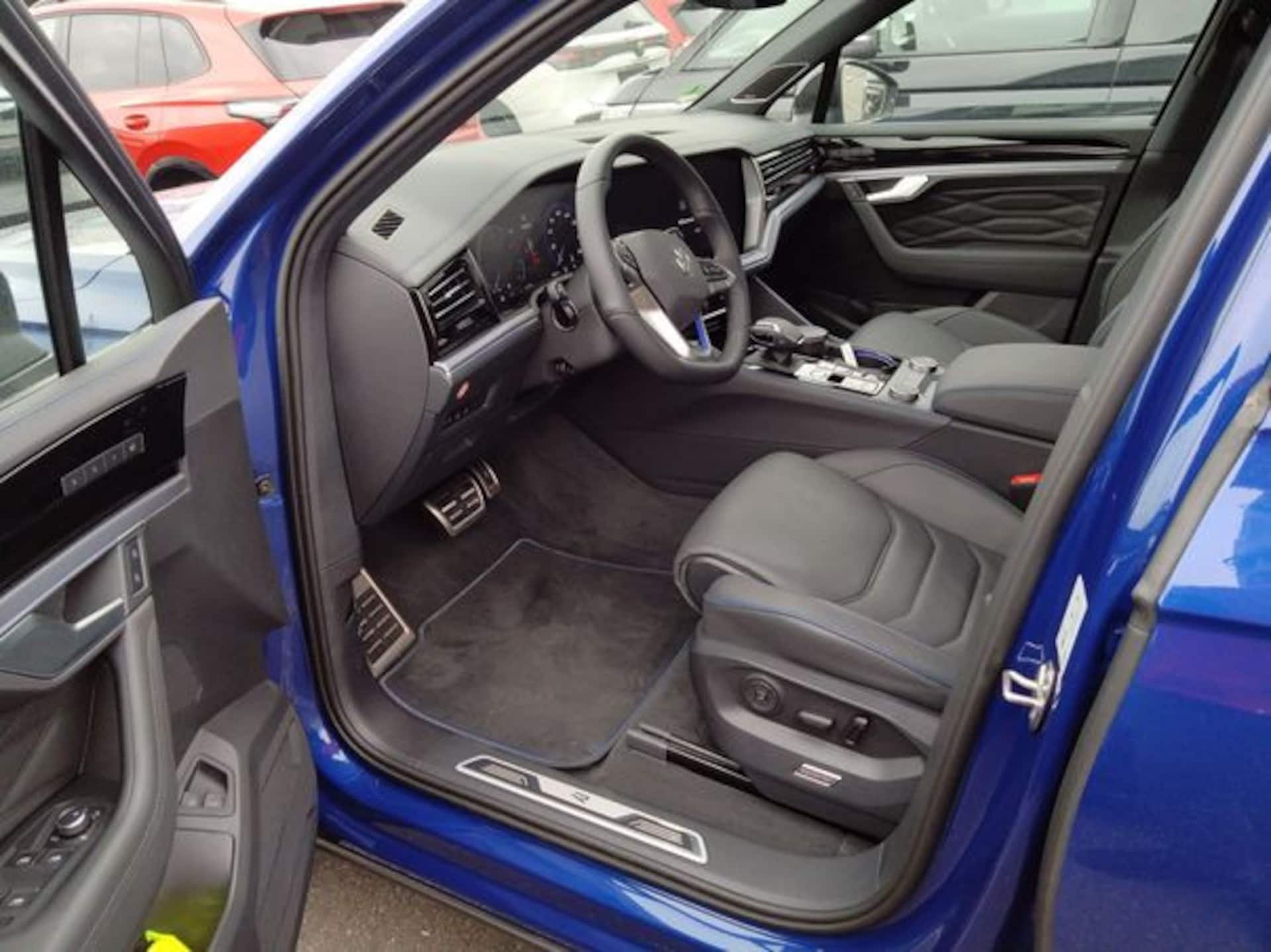 Volkswagen Touareg R