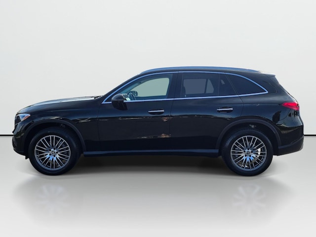 2023 Mercedes-Benz GLC 300