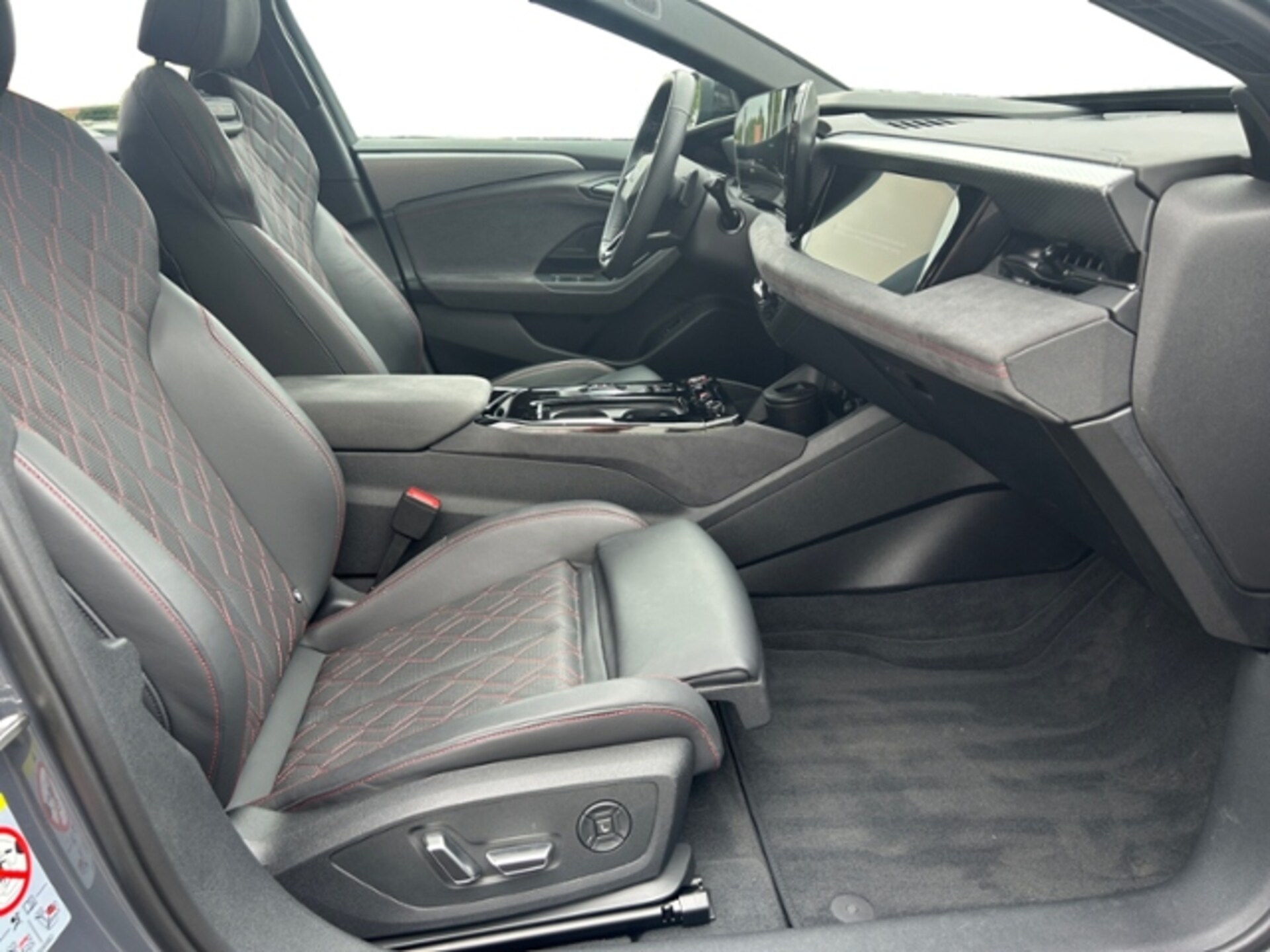 Audi S6 Avant e-tron