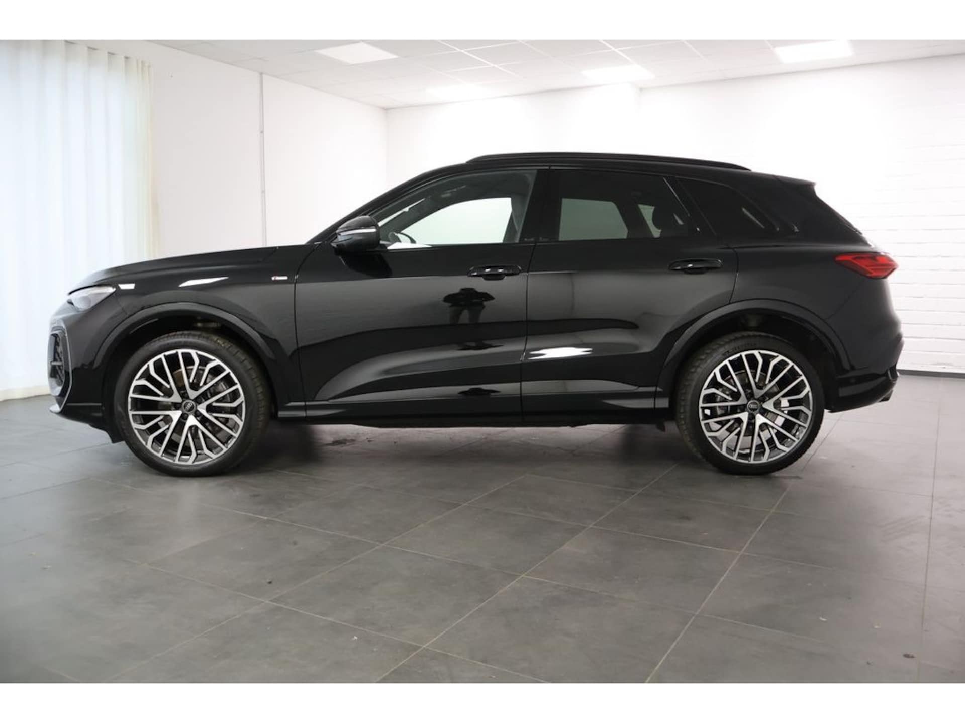 Audi Q5 SUV edition one