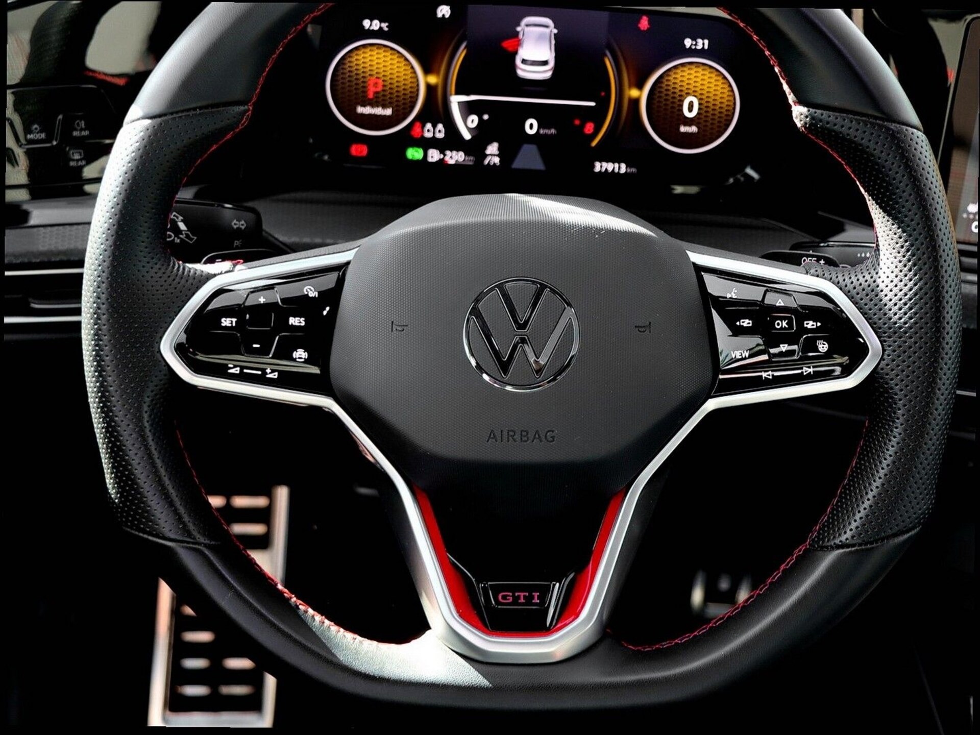 Volkswagen Golf GTI