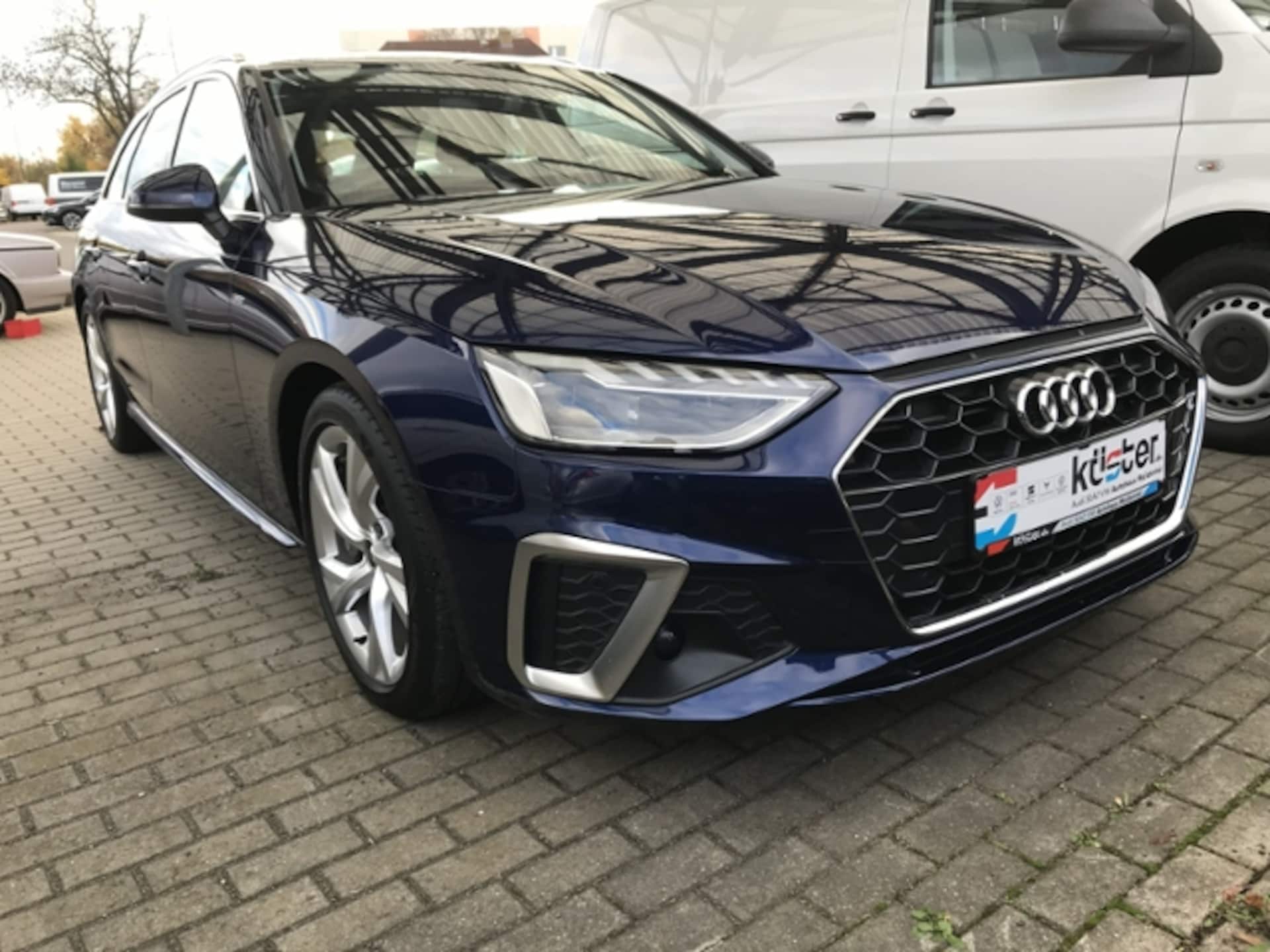 Audi A4 Avant S line