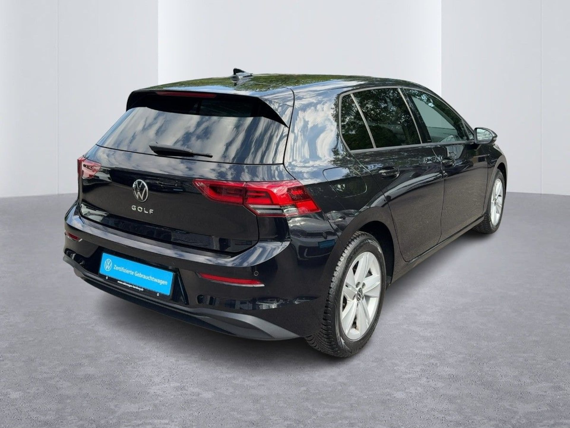 Volkswagen Golf Life