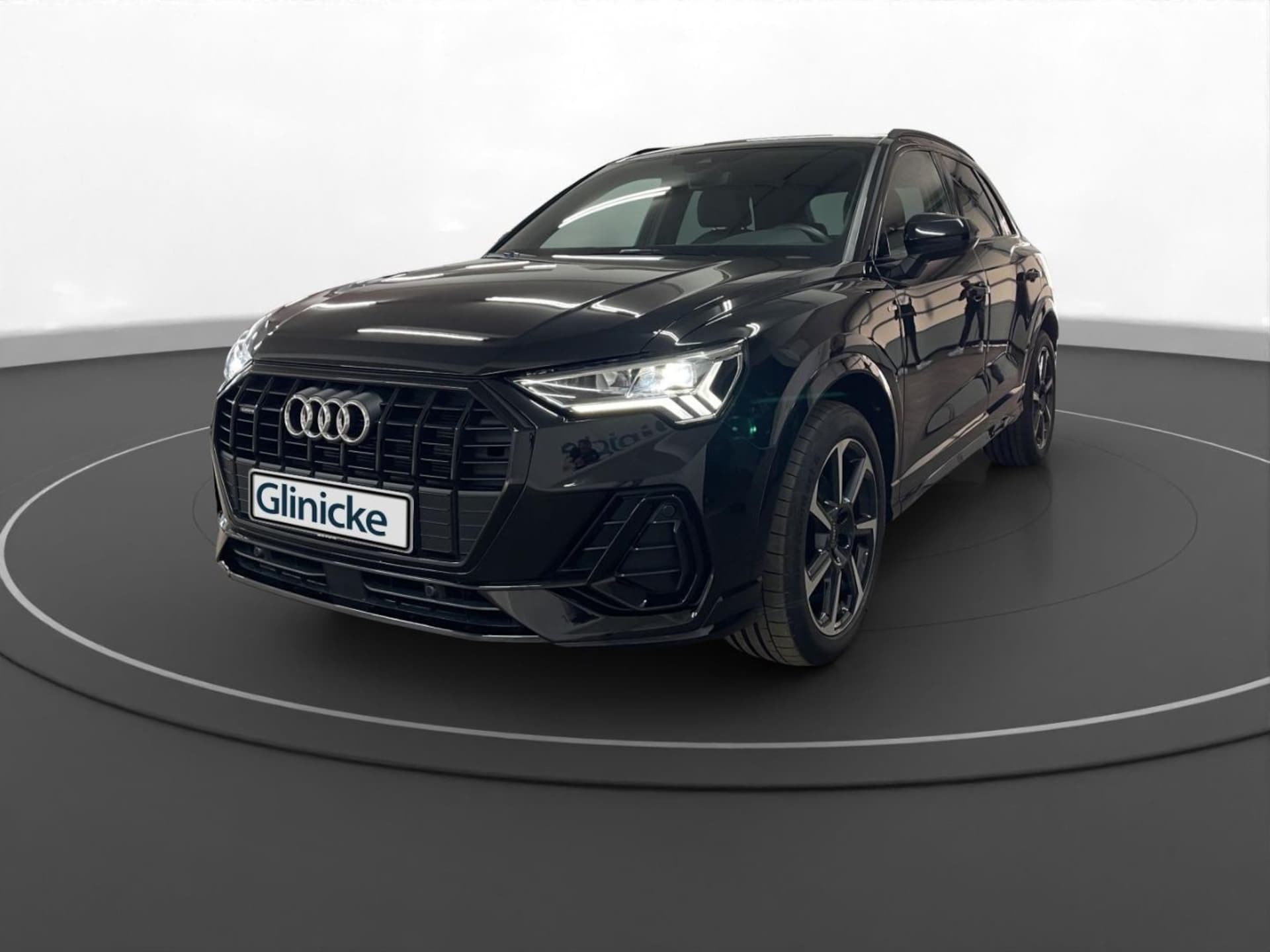 Audi Q3 SUV — Audi Q3 SUV S line 40 TDI quattro 147 kW (200 PS) S tronic Q3 40 TDI qu. S line AHK LED LM 19" Navi PDC vo+hi