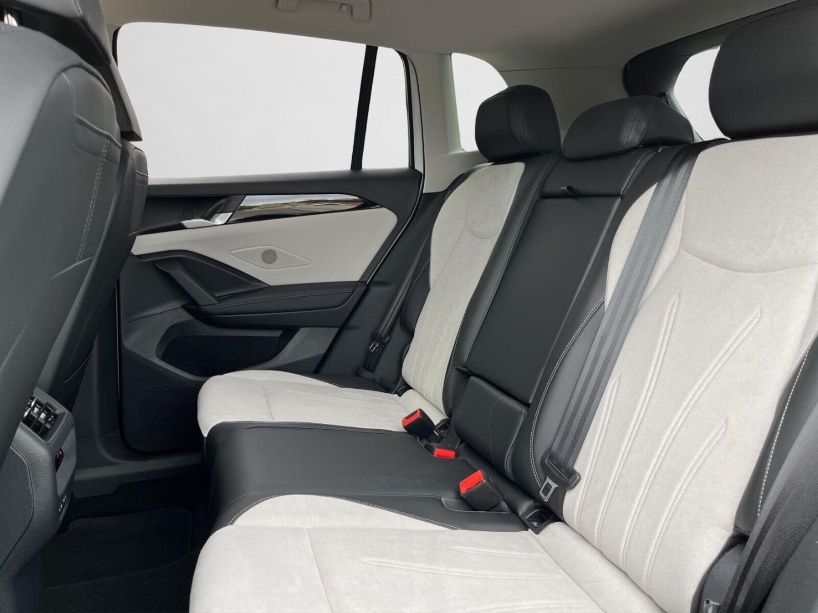 Volkswagen Tiguan – Bild 14