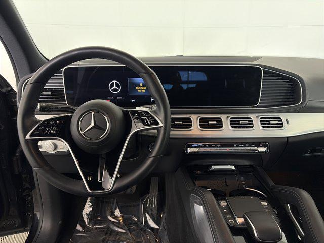2025 Mercedes-Benz GLS 450