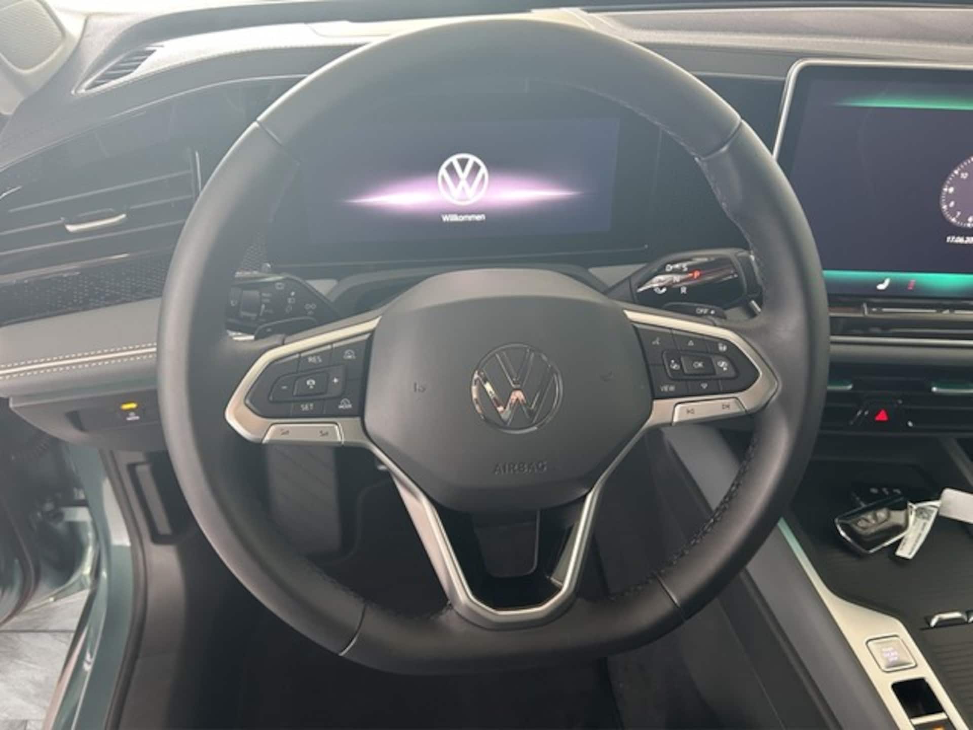 Volkswagen Passat Business