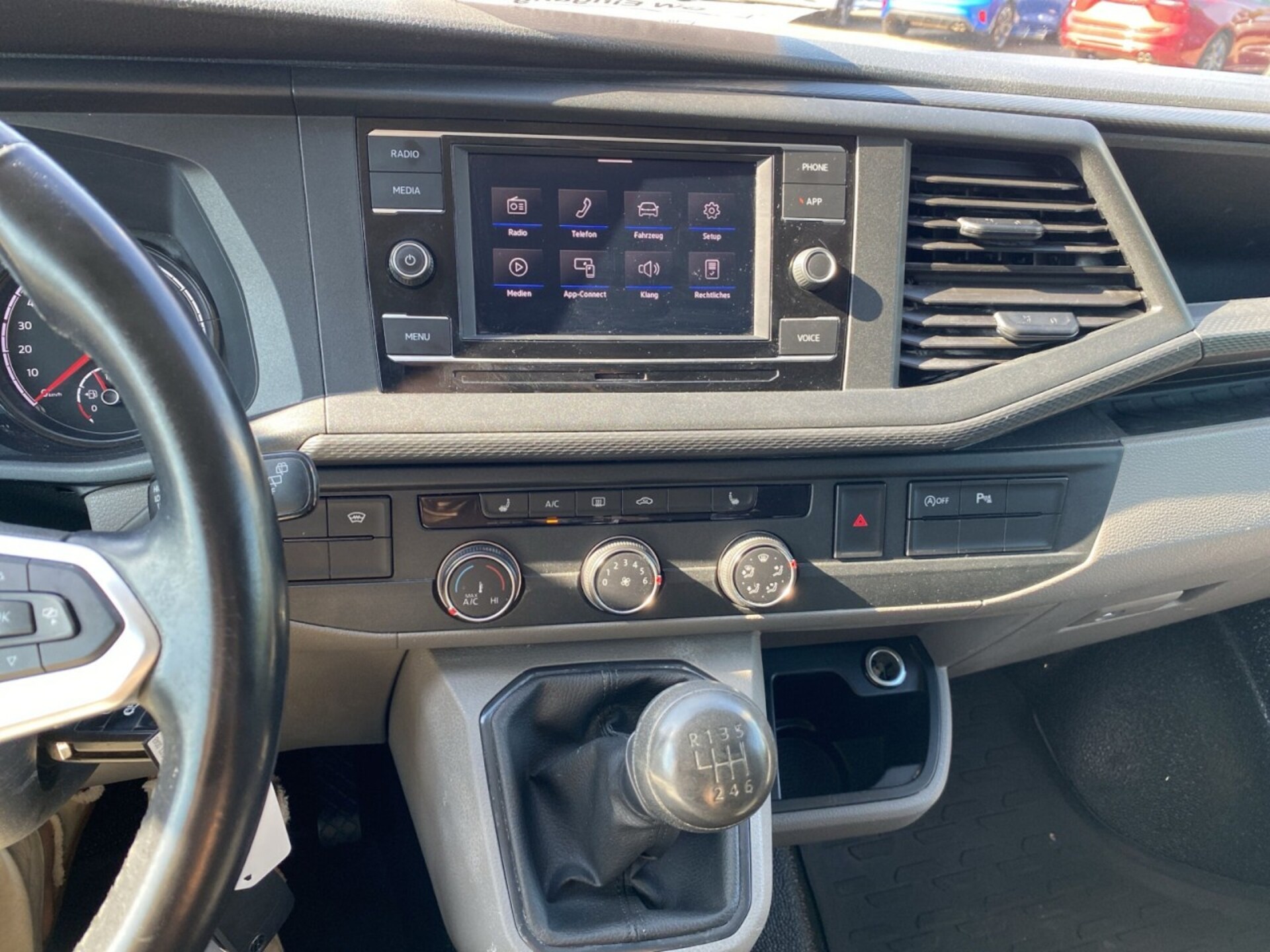 Volkswagen T6.1 Transporter Kasten kurzer Radstand