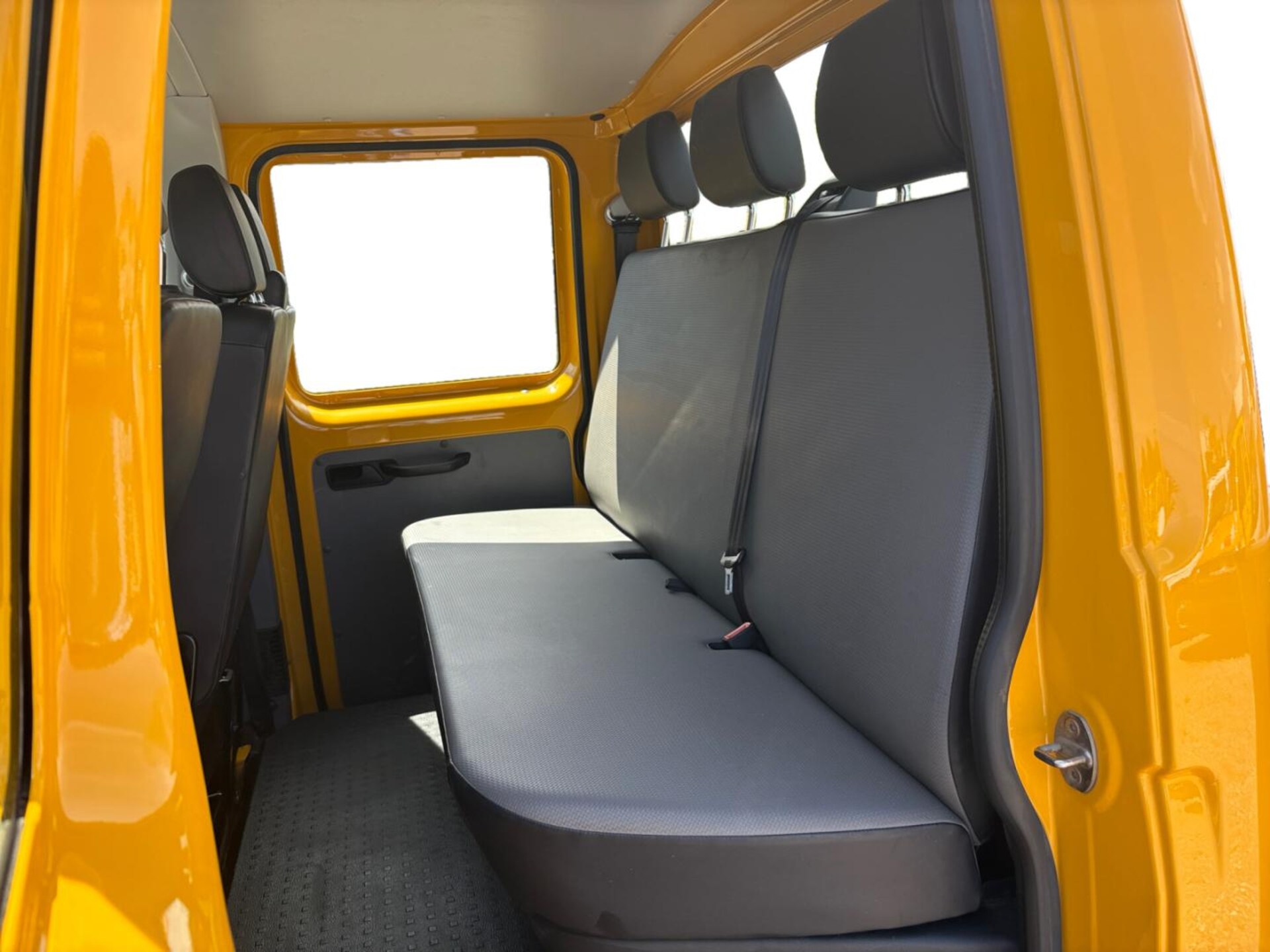 Volkswagen T6.1 Transporter Pritschenwagen Doppelkabine