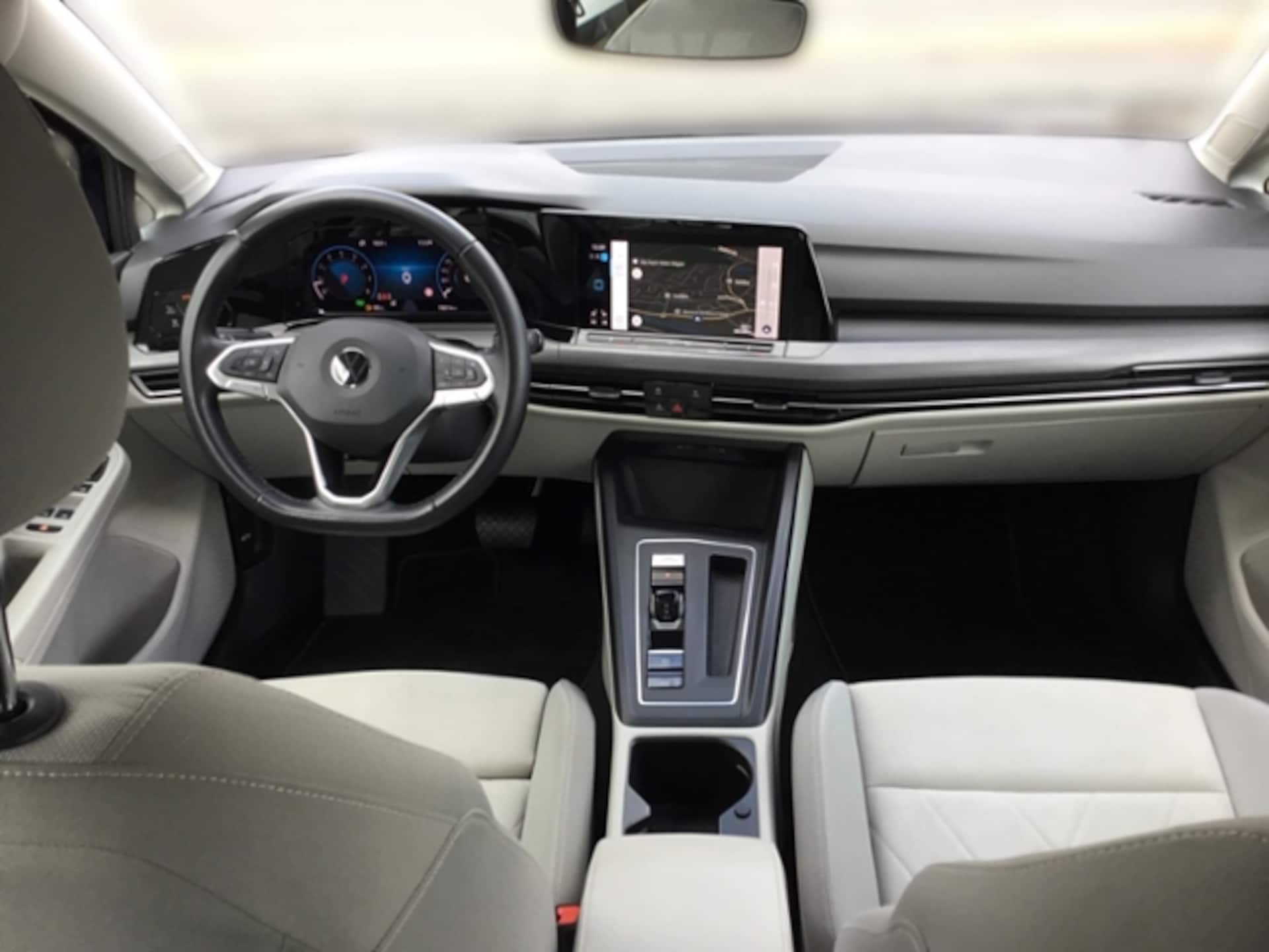 Volkswagen Golf Style