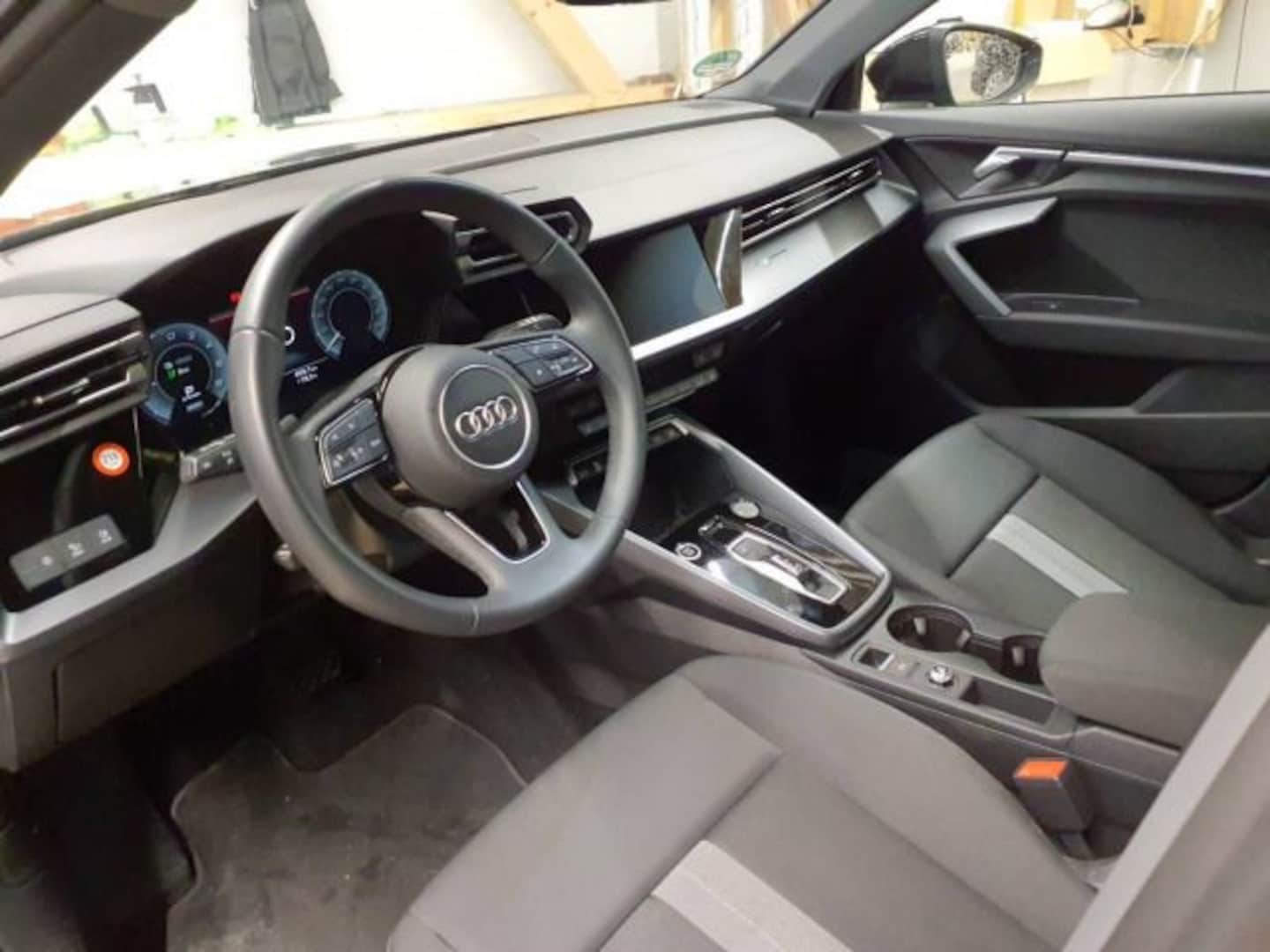 Bild über Audi A3 Sportback TFSI e TFSI e 150 kW S tronic - für weitere Informationen kontaktieren Sie den Audi Partner