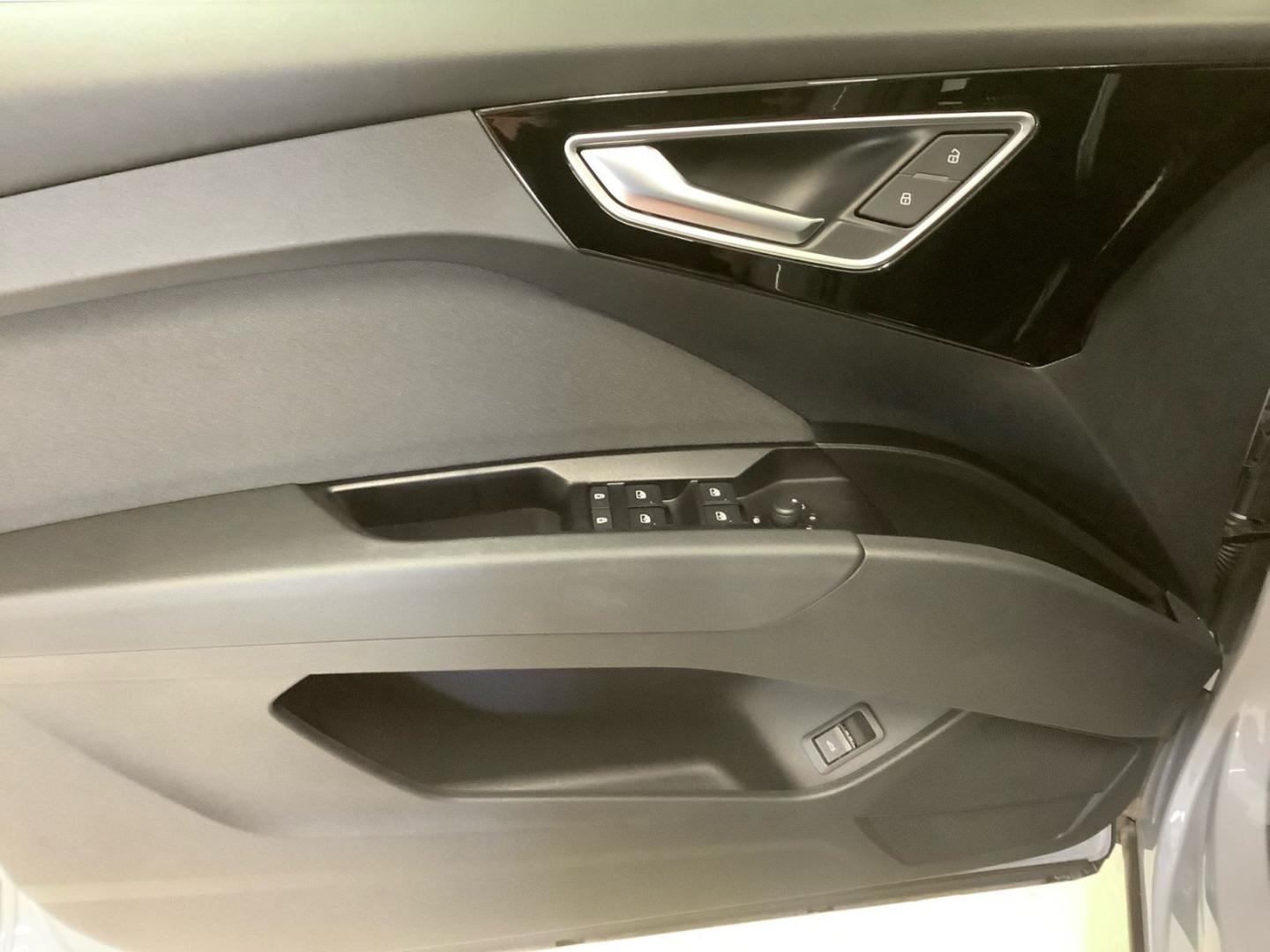 Image about Audi Q4 Sportback e-tron 35 e-tron