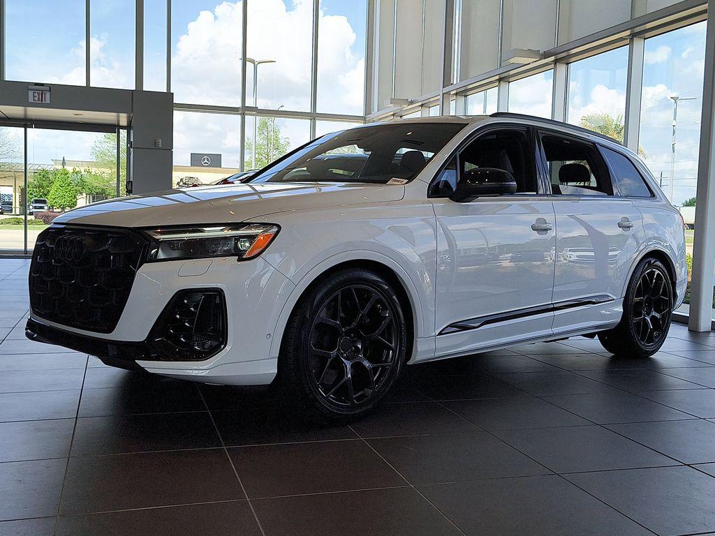 2026 Audi SQ7 Premium Plus quattro Tiptronic's photo