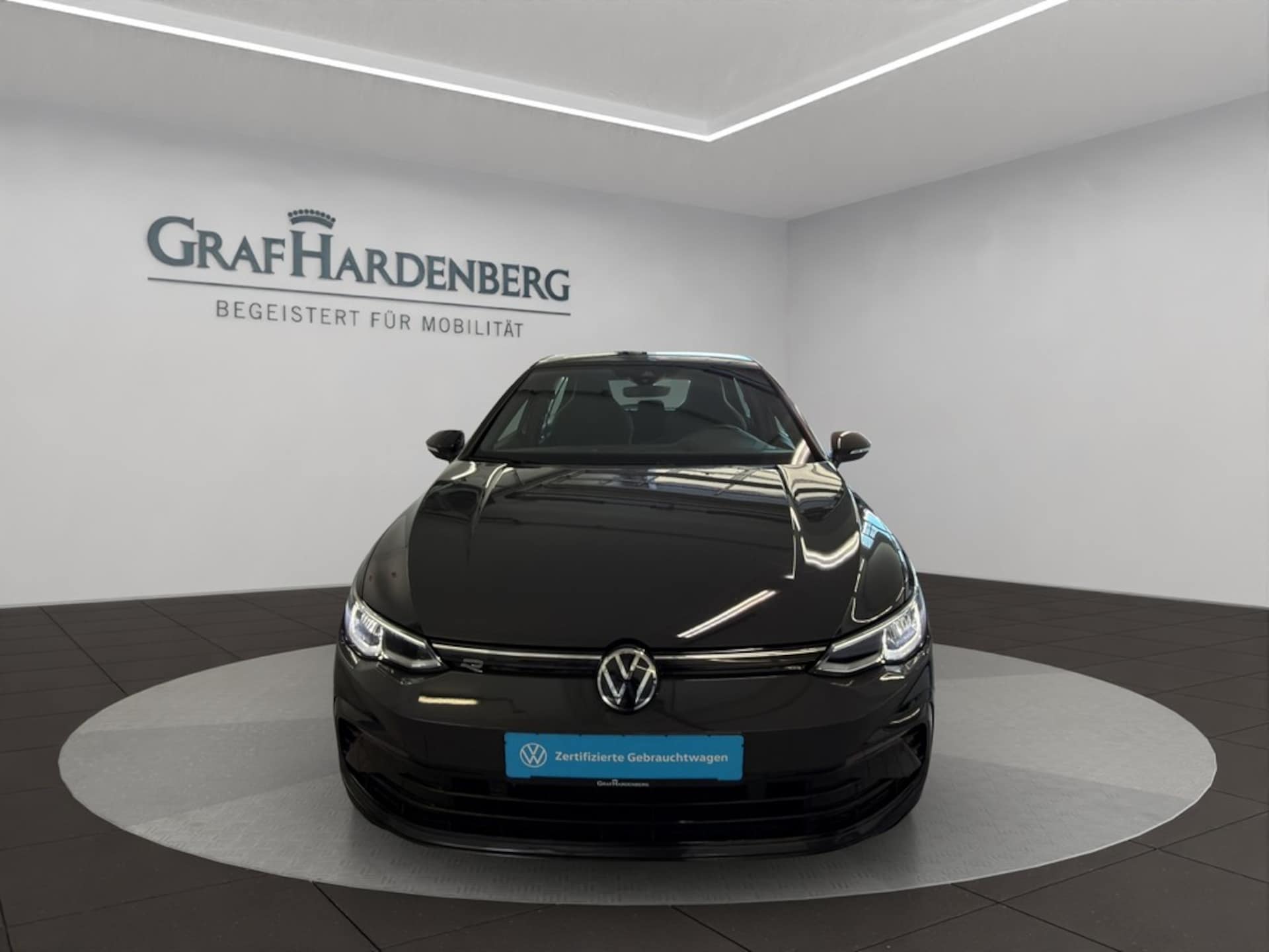 Volkswagen Golf R-Line