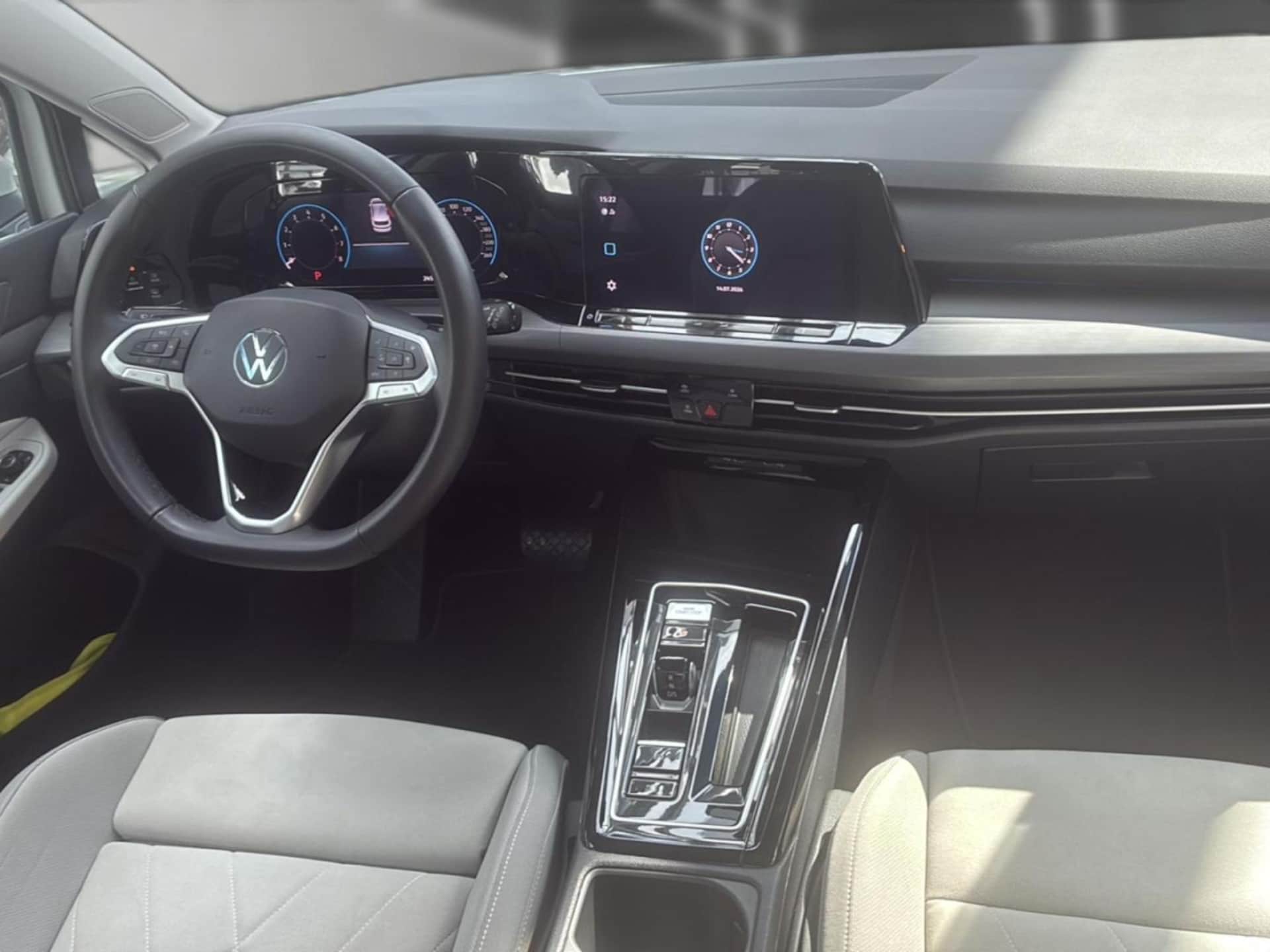 Volkswagen Golf Style