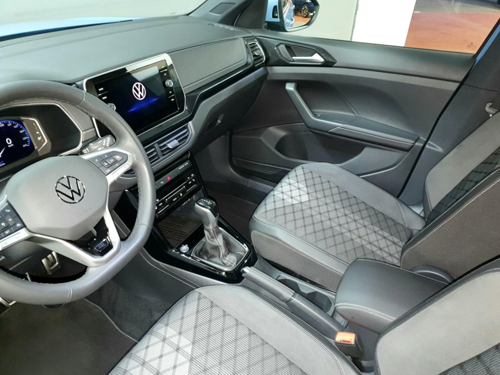 Volkswagen T-Cross – Bild 17
