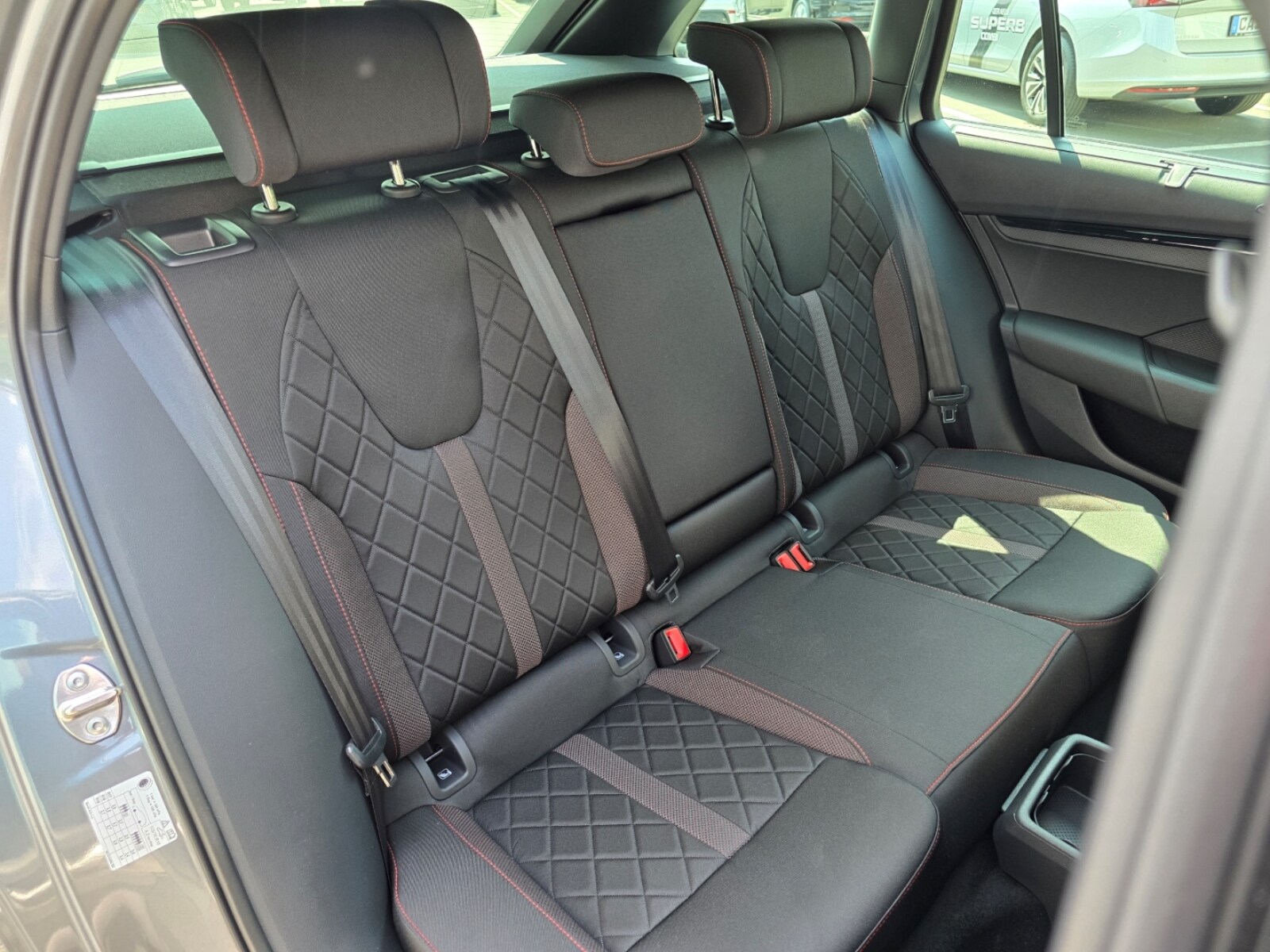 Škoda Octavia Combi – Bild 9