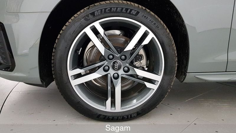Immagine di Audi A4 Avant S line edition 35 TFSI 110 kW (150 CV) S tronic - Vista: for more details contact your dealer