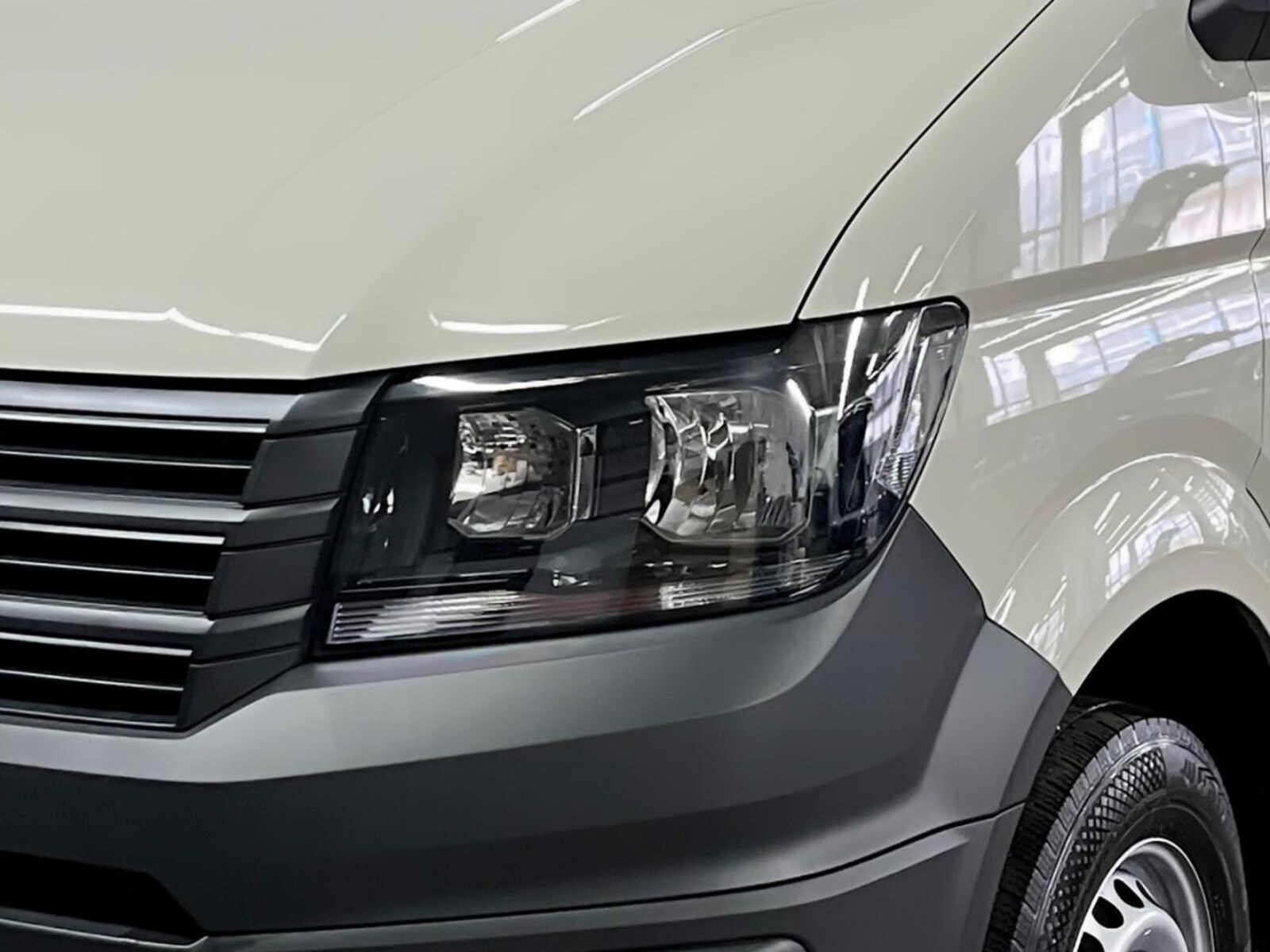 Volkswagen Crafter Kasten mittlerer Radstand – Bild 9