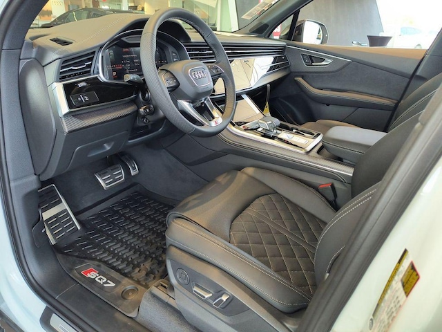 2026 Audi SQ7