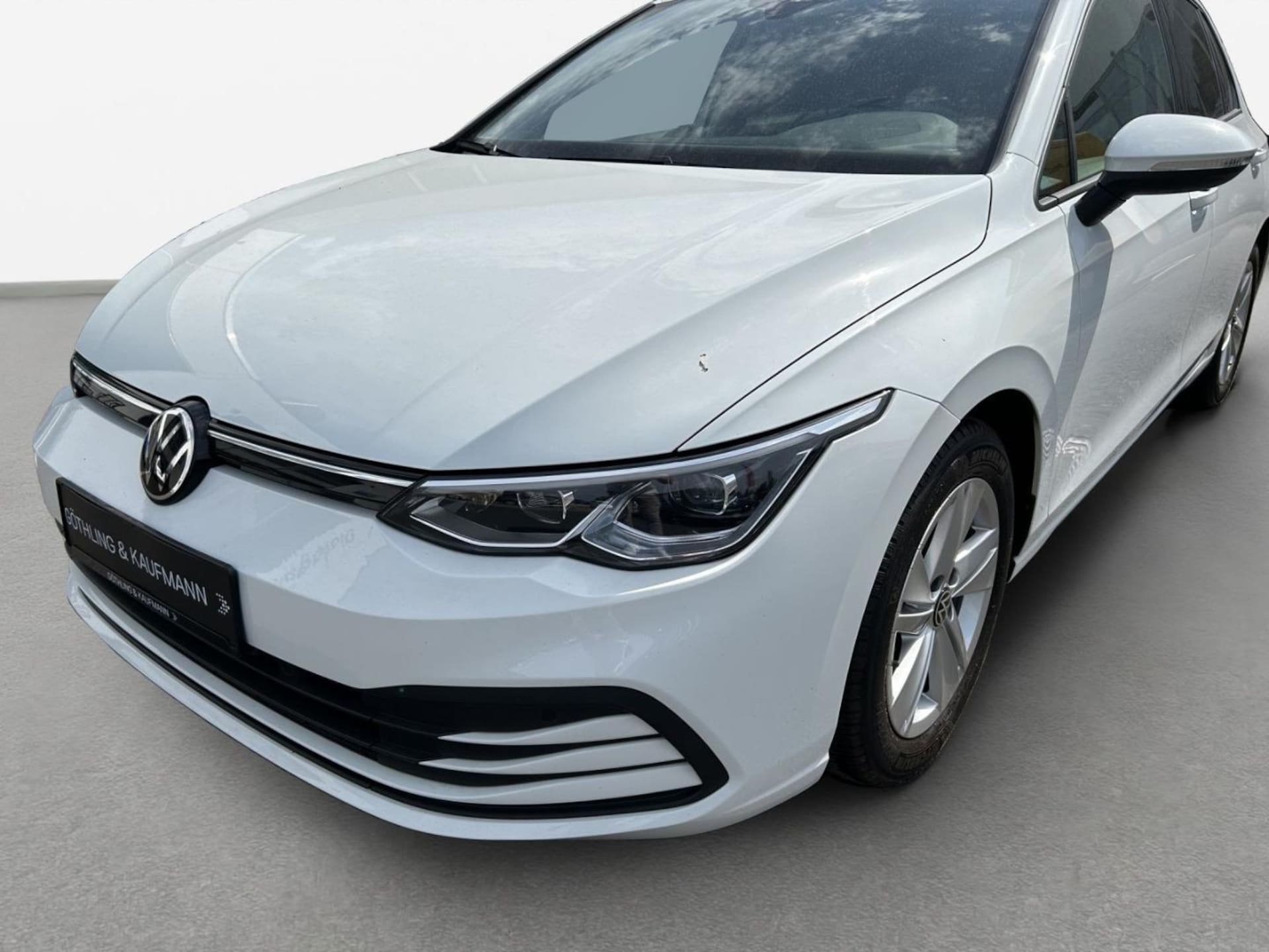 Volkswagen Golf Life