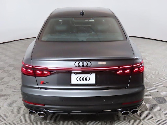 2025 Audi S8 L