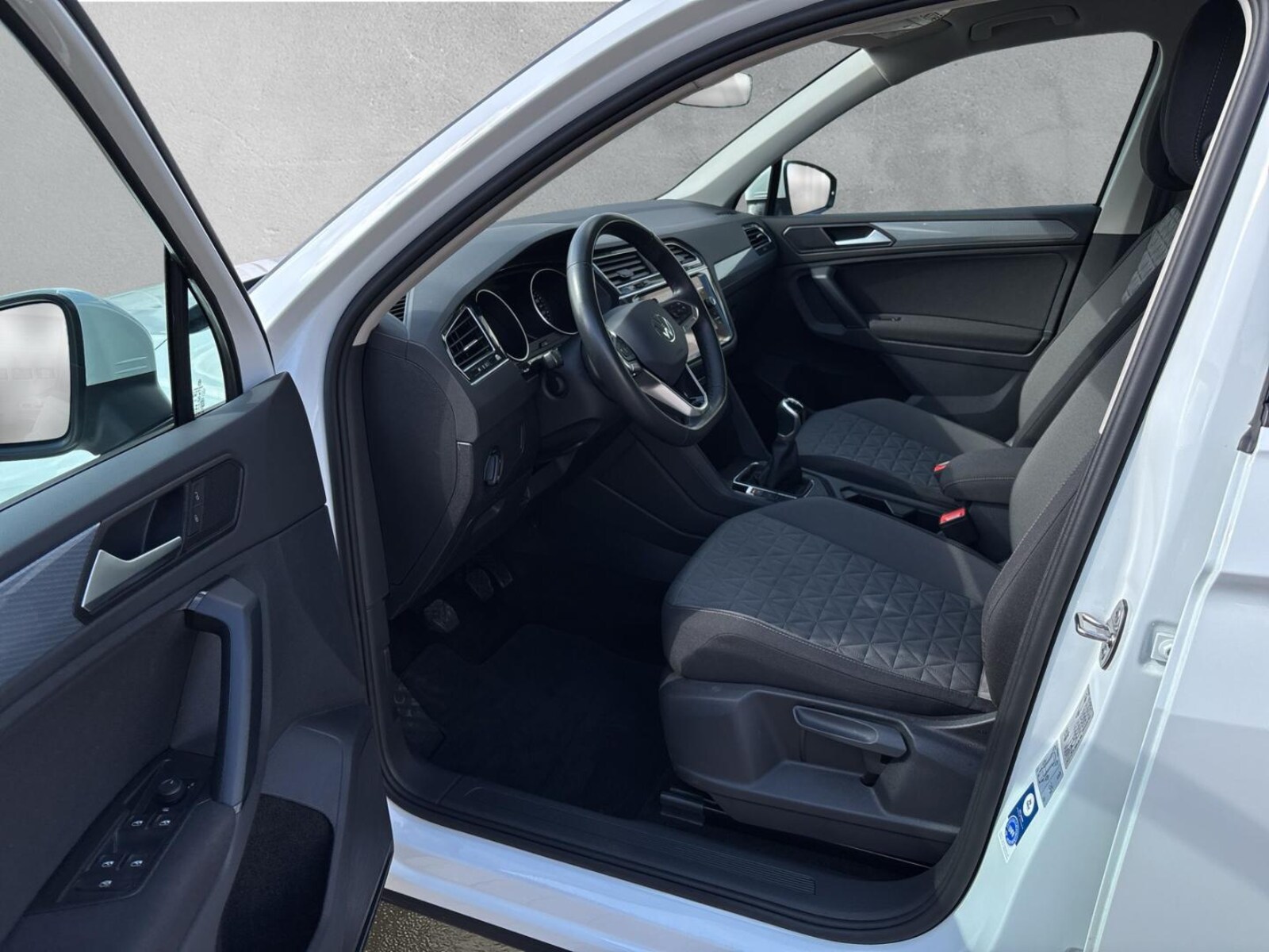 Volkswagen Tiguan – Bild 10