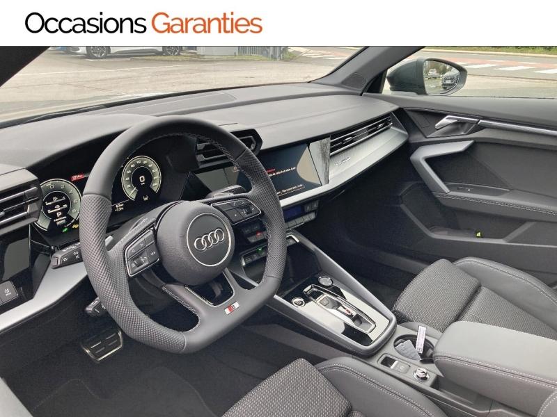 Image about Audi A3 Sportback TFSI e S line TFSI e 204 ch S tronic
