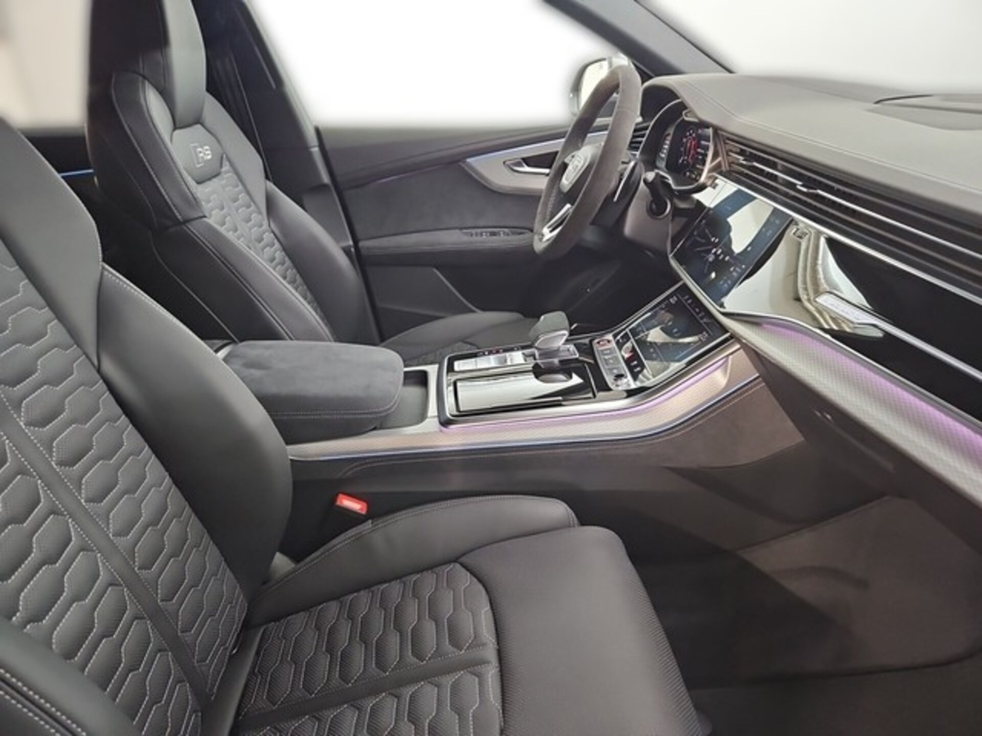 Audi RS Q8 SUV performance