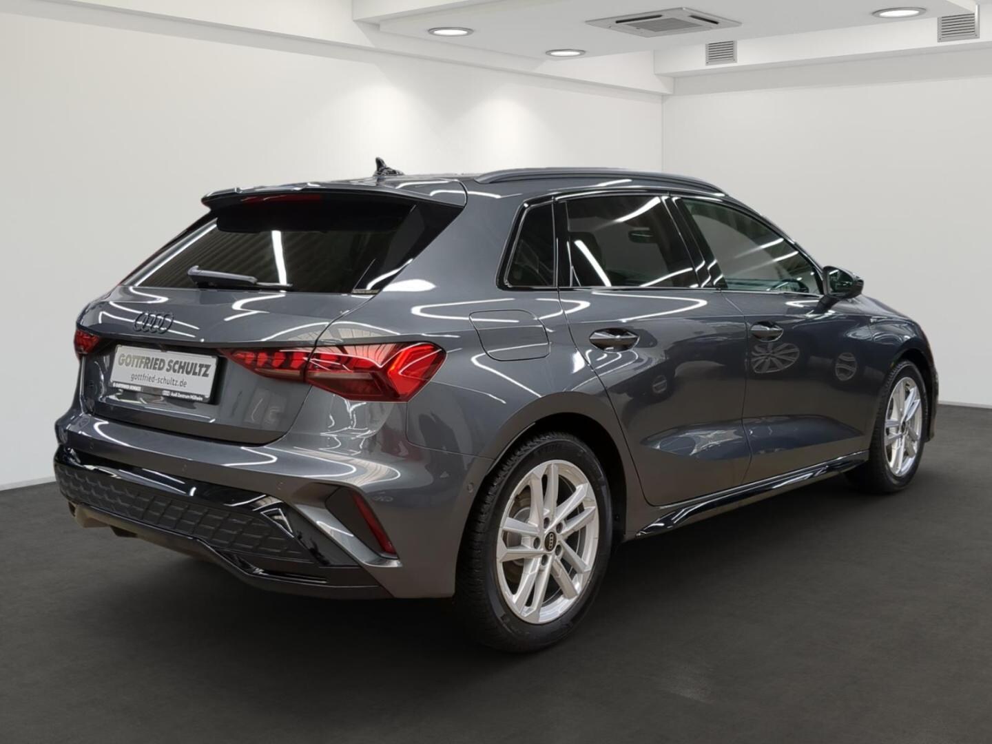 Bild über Audi A3 Sportback TFSI 110 kW S tronic - für weitere Informationen kontaktieren Sie den Audi Partner