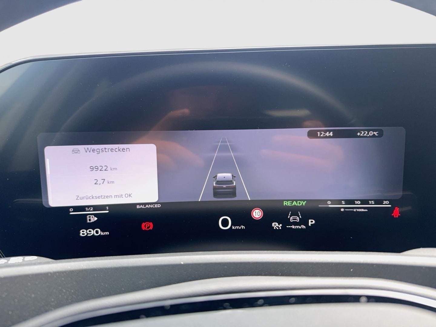 Bild über Audi Q3 SUV TFSI 110 kW S tronic - für weitere Informationen kontaktieren Sie den Audi Partner
