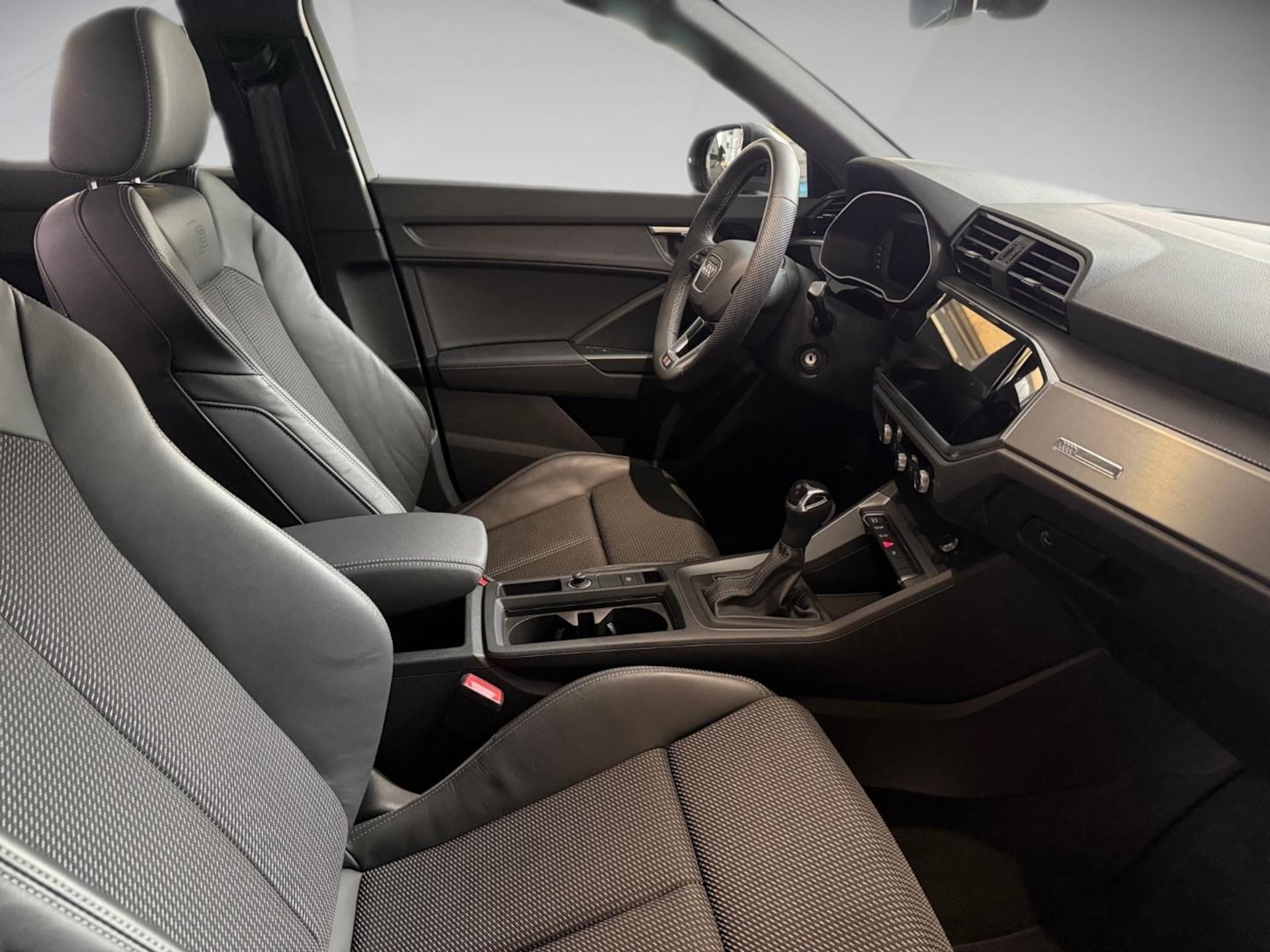Audi Q3 Sportback S line