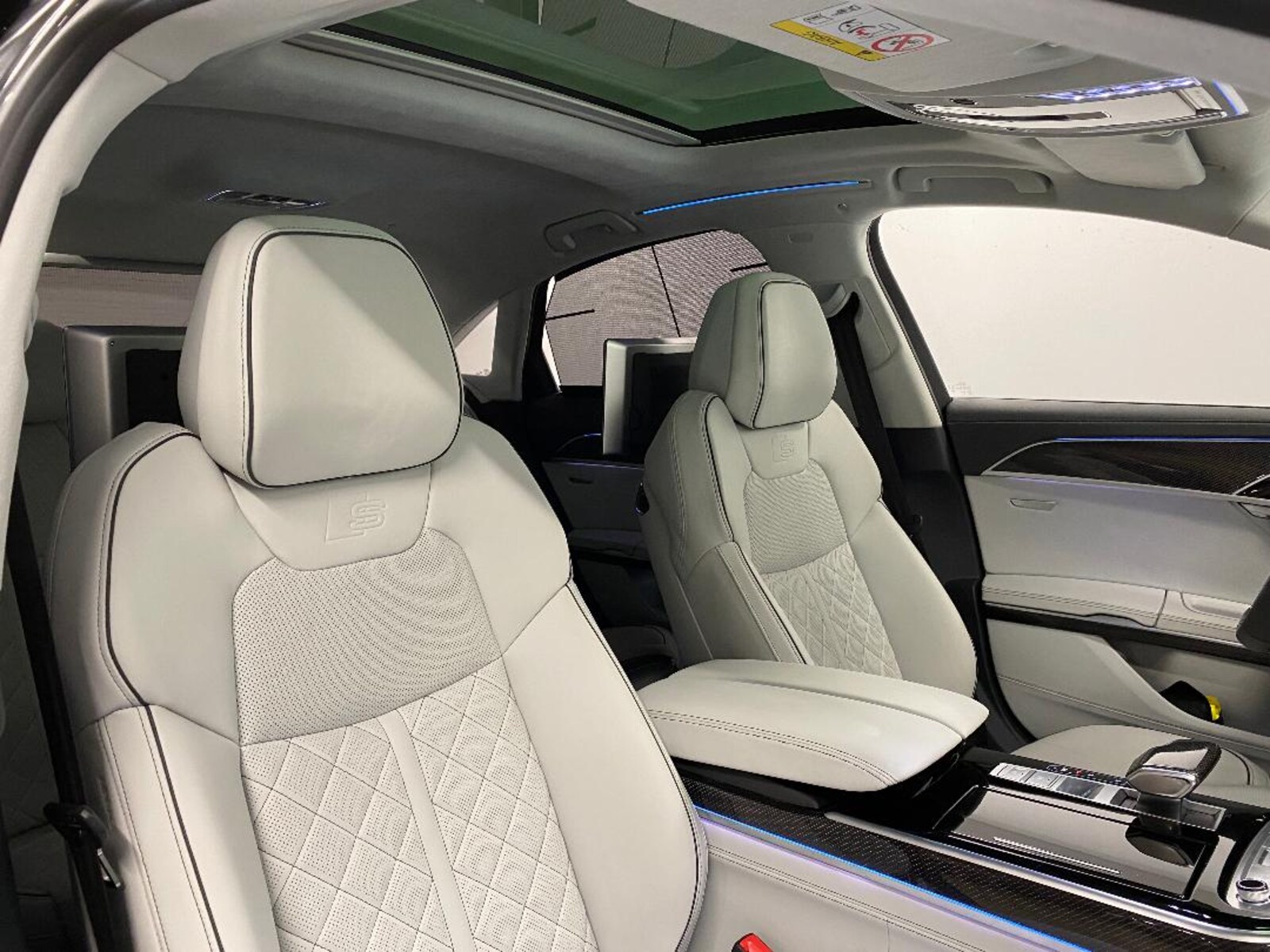 Audi S8 – Bild 11