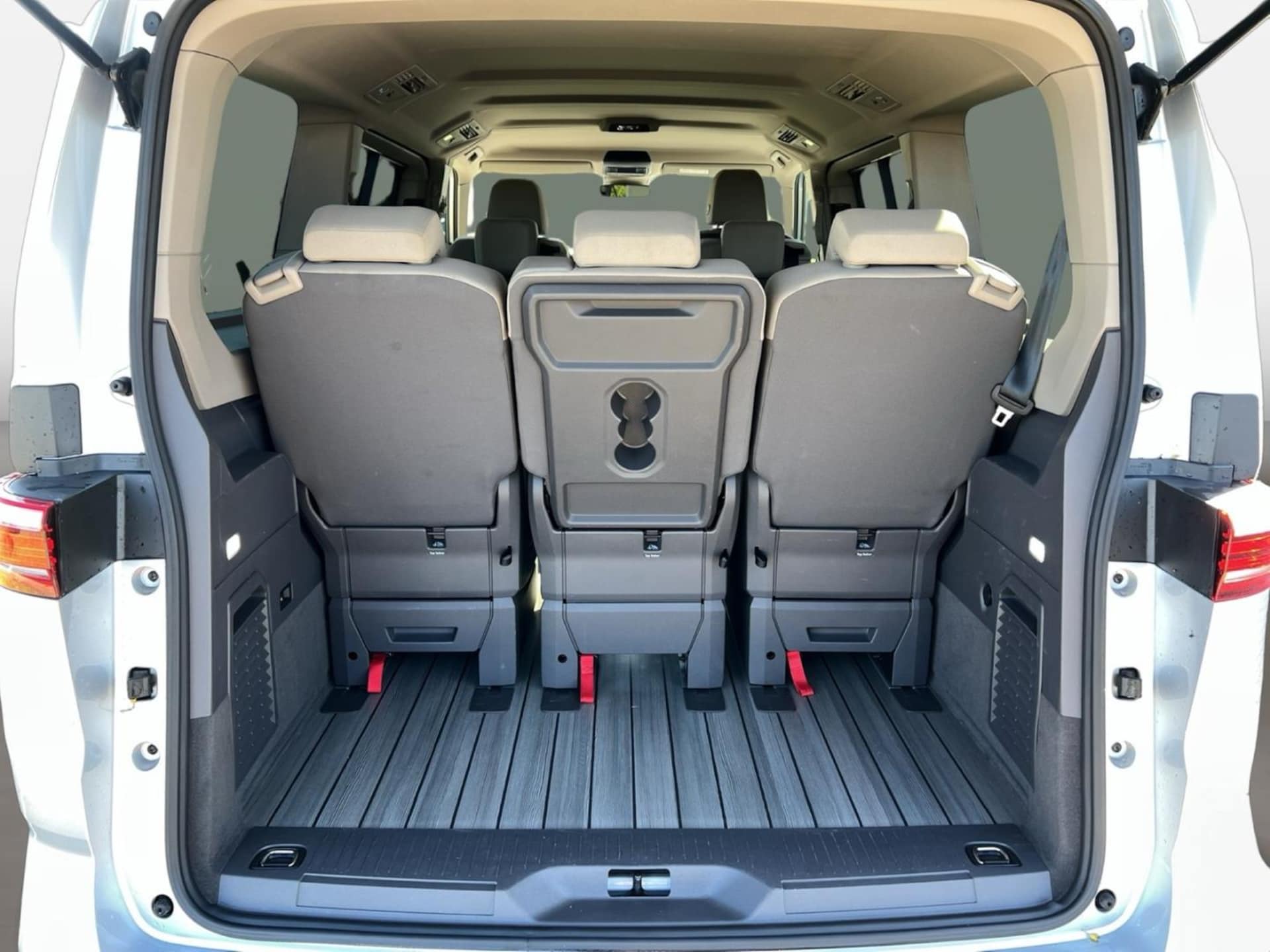 Volkswagen Multivan Langversion Basis-Modell