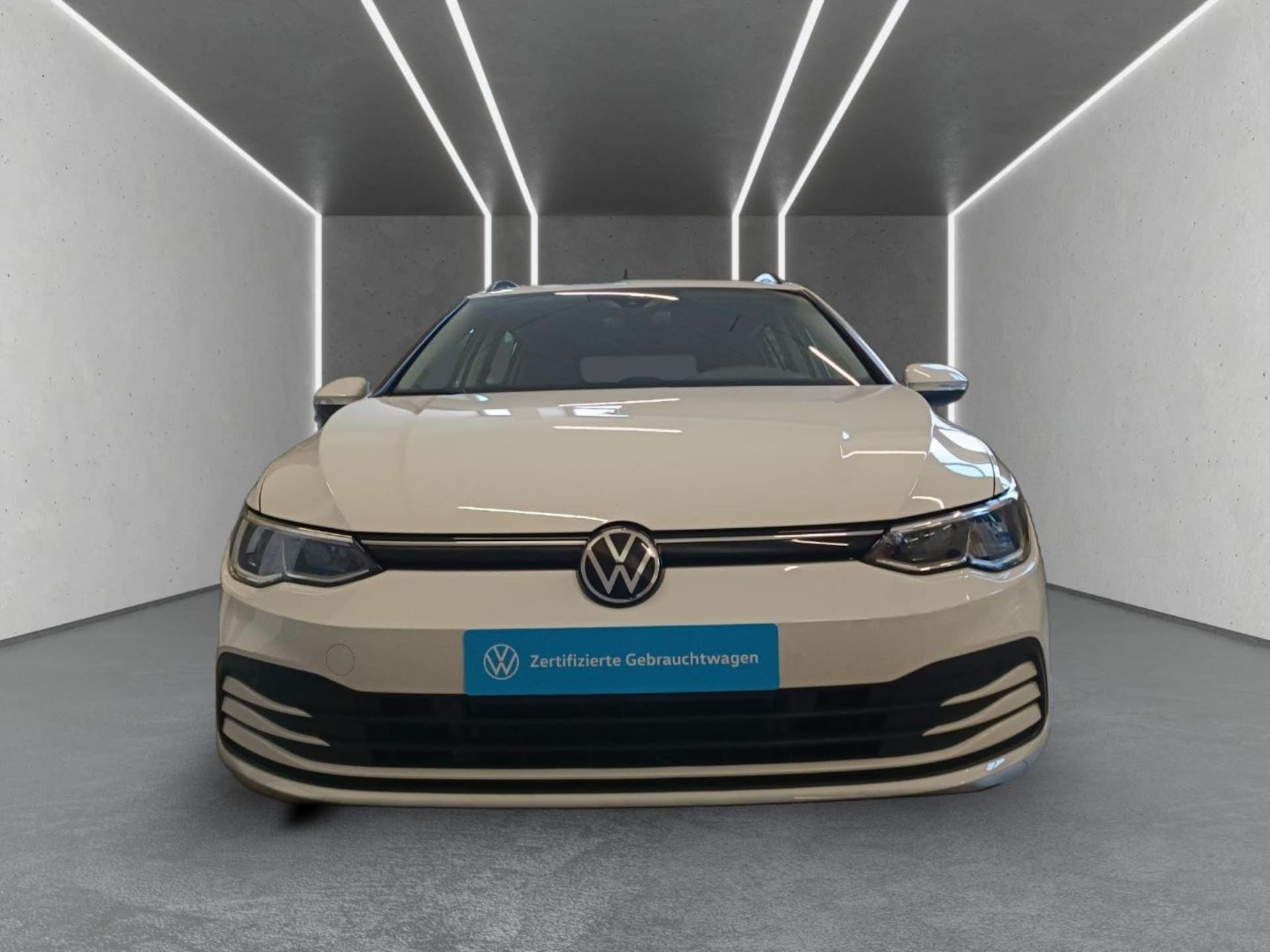 Volkswagen Golf Variant Life