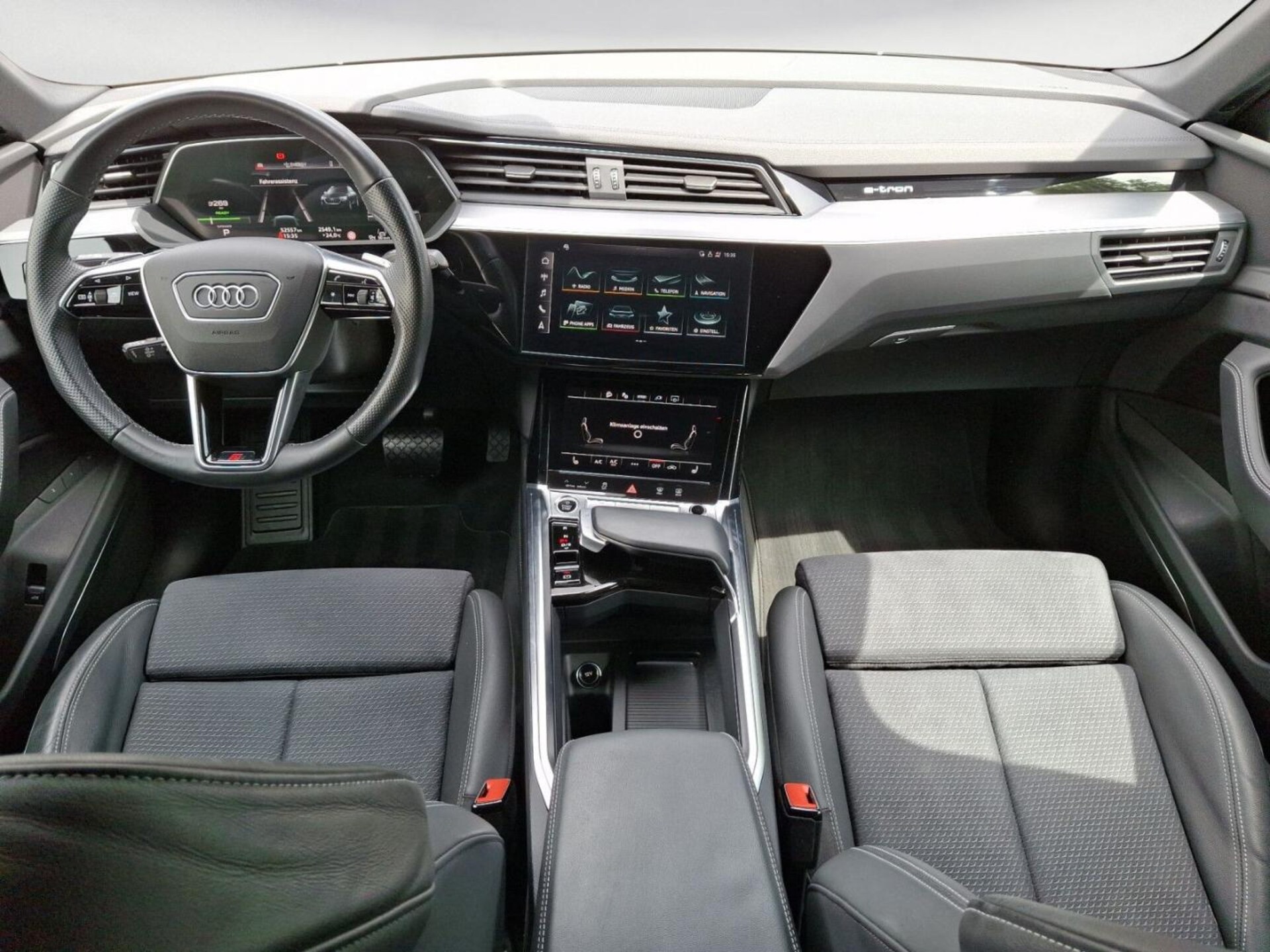 Audi e-tron Sportback S line