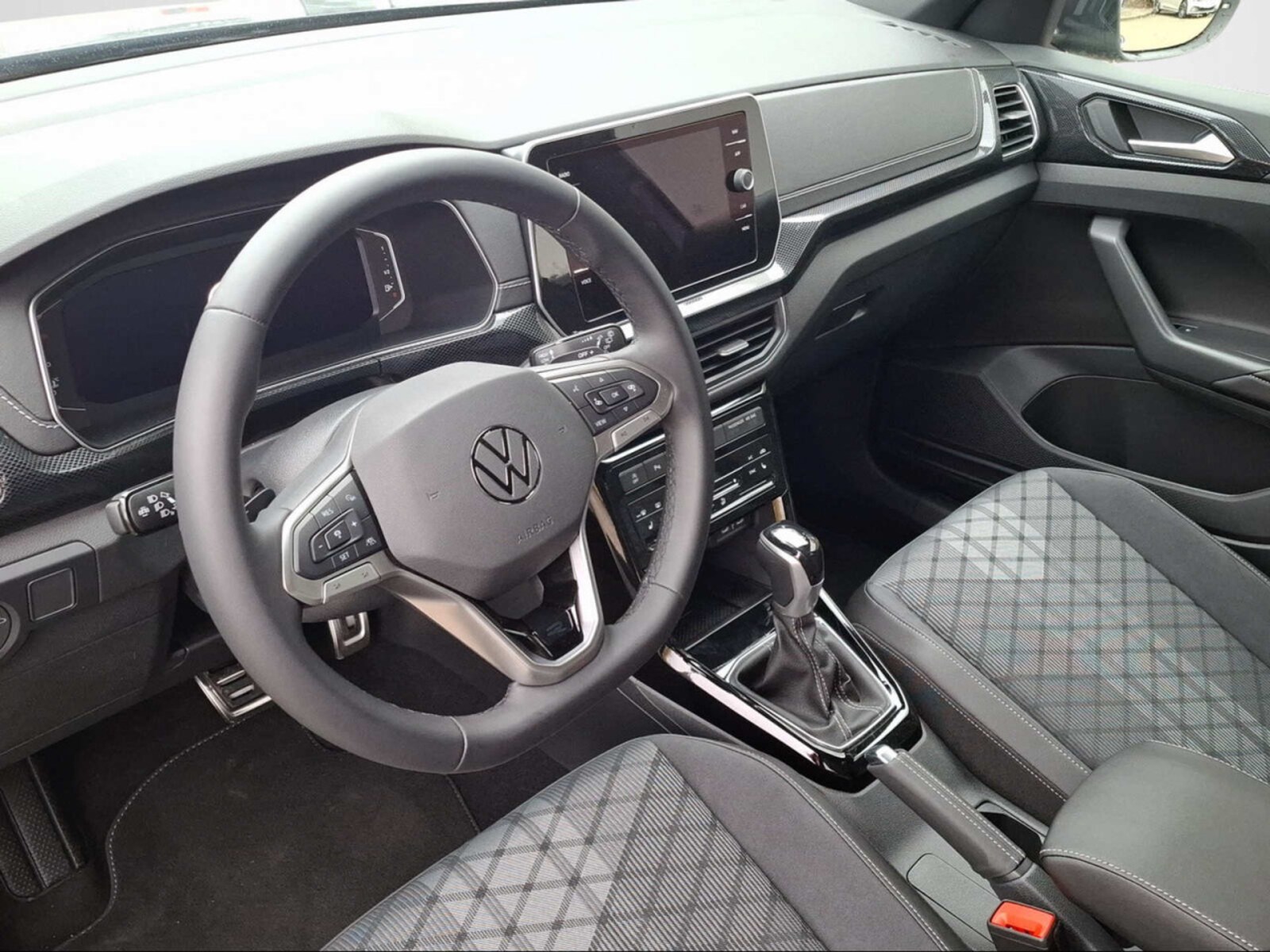 Volkswagen T-Cross – Bild 9