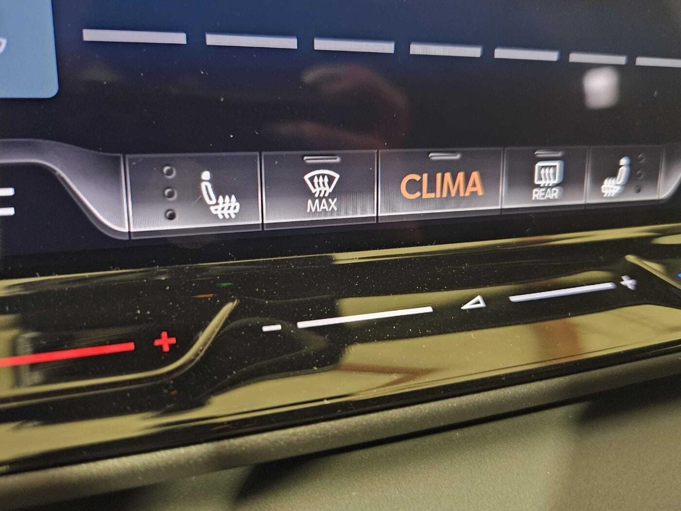 CUPRA Terramar 1.5 eTSI DSG 110 kW (150 CV) — photo 17