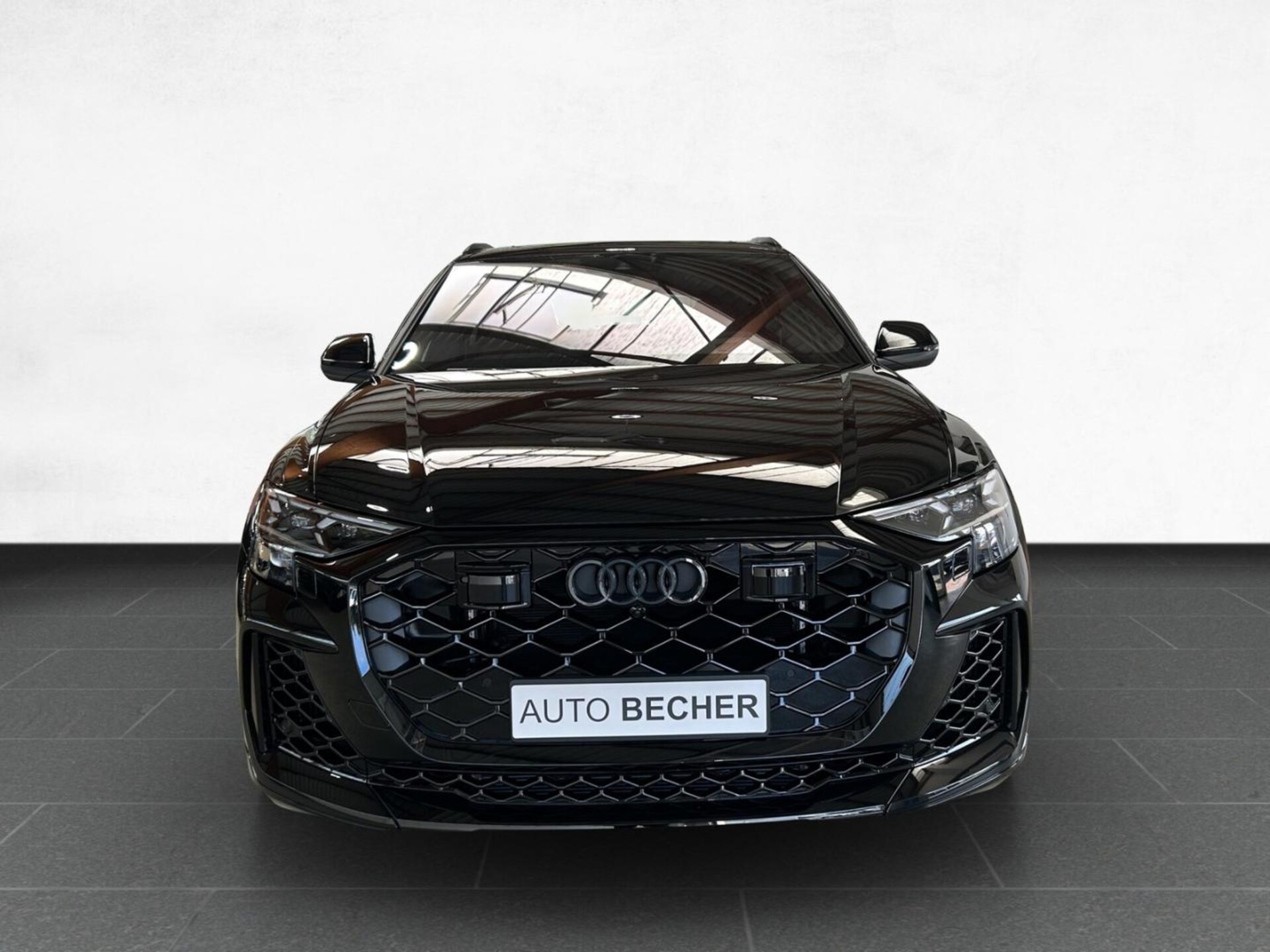 Audi RS Q8 SUV performance
