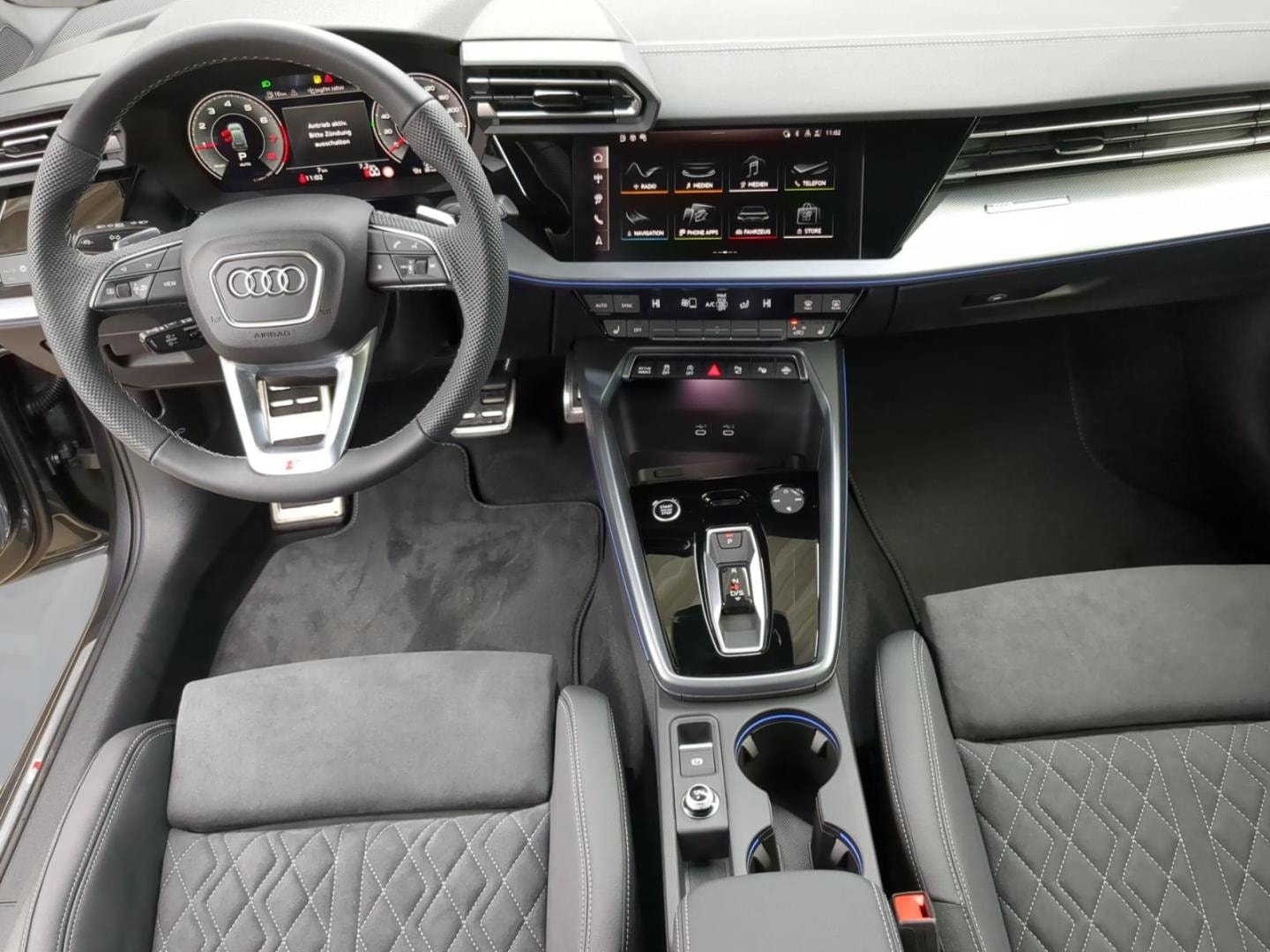 Bild über Audi A3 Sportback TFSI 110 kW S tronic - für weitere Informationen kontaktieren Sie den Audi Partner