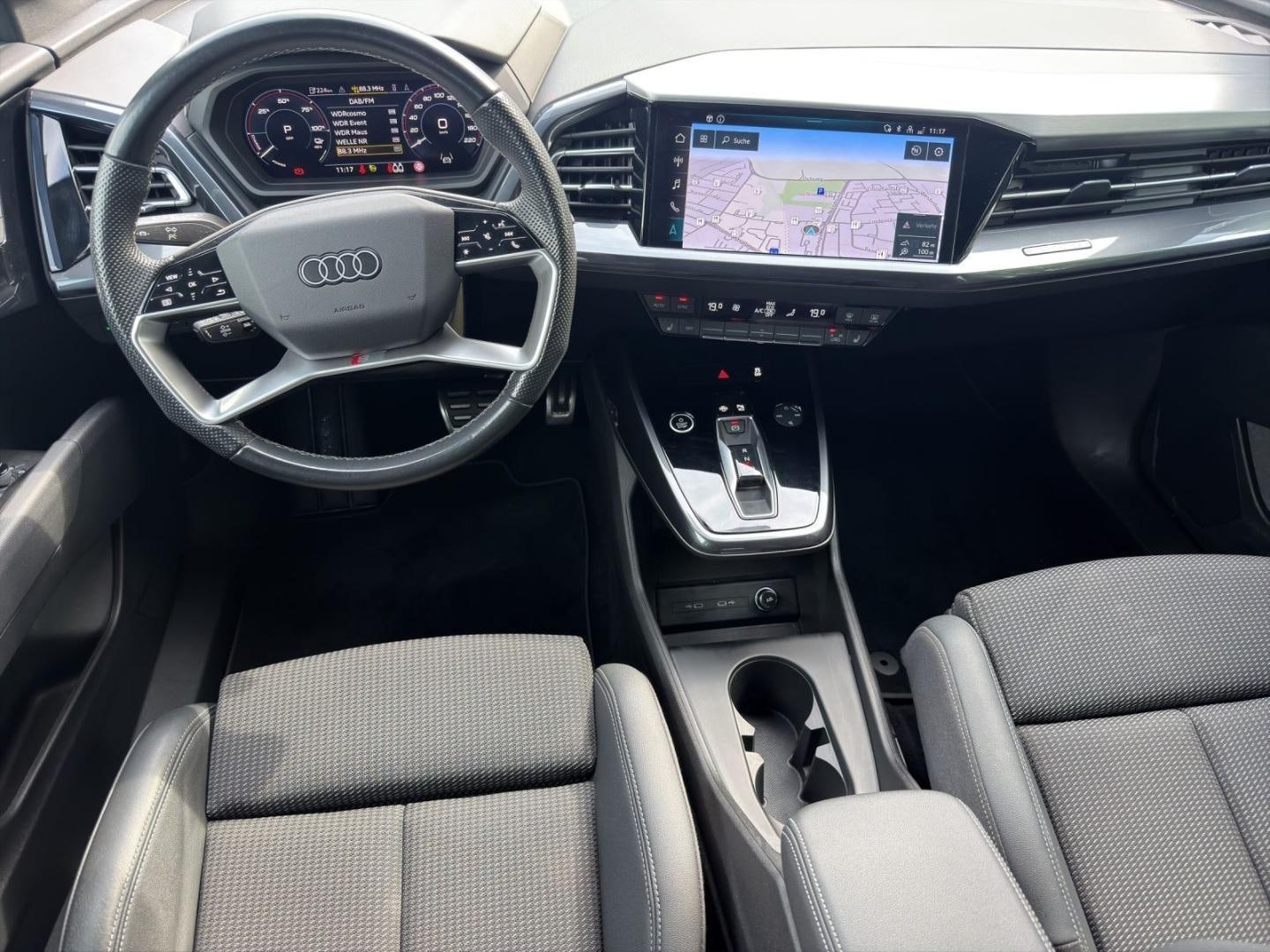Bild über Audi Q4 e-tron 40 e-tron - für weitere Informationen kontaktieren Sie den Audi Partner