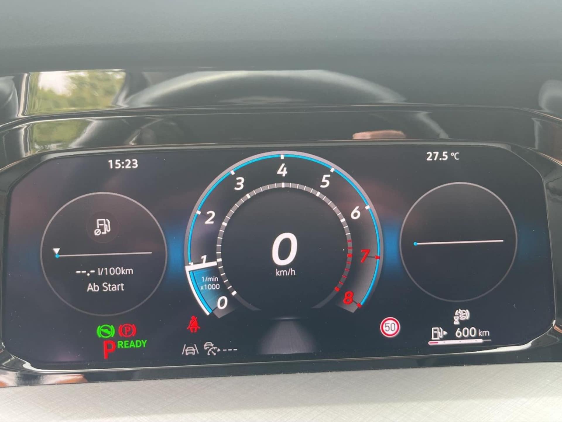 Volkswagen Golf Life