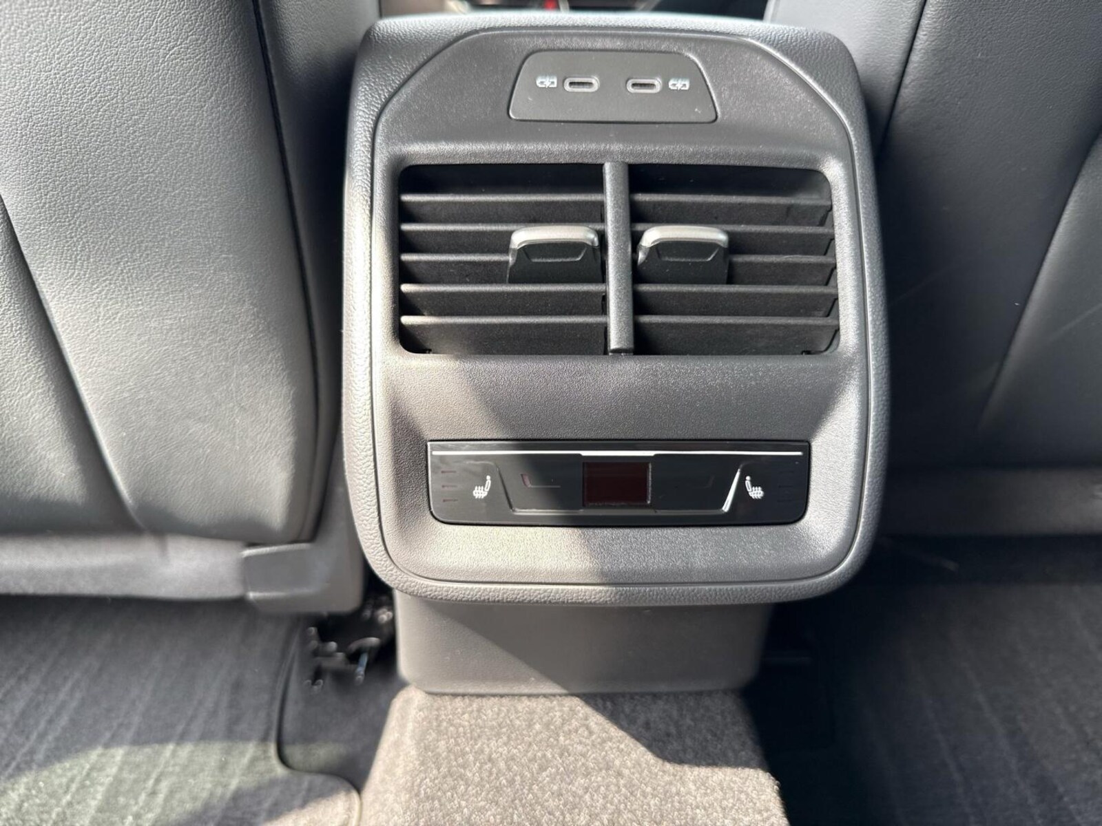 Volkswagen Passat – Bild 21