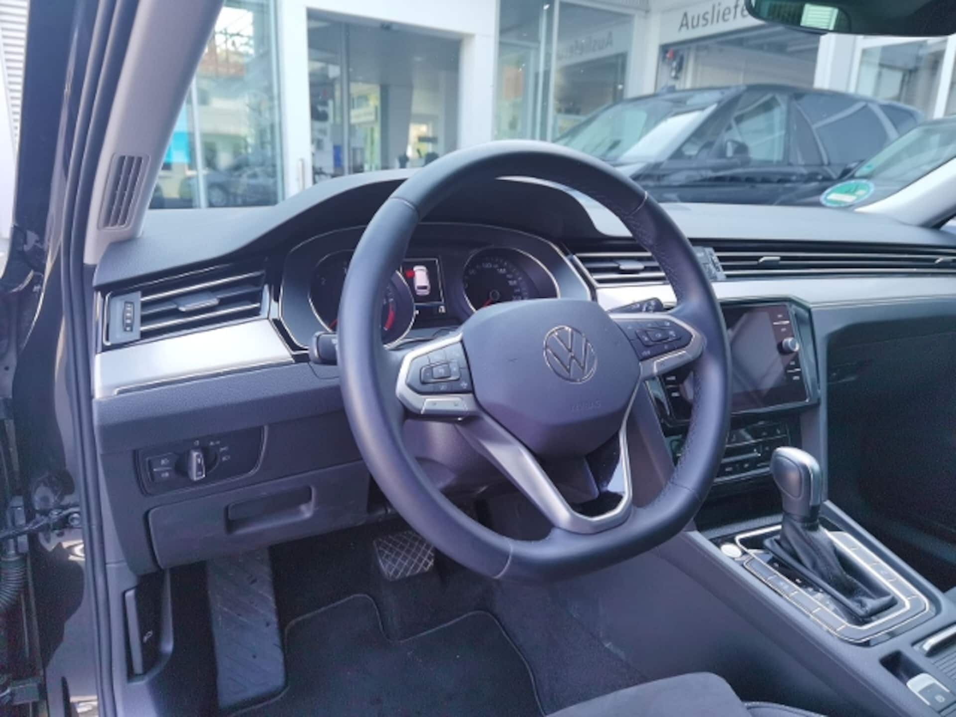 Volkswagen Passat Variant Elegance