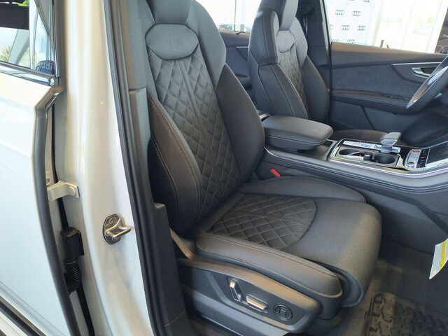 2026 Audi SQ7 Premium Plus - Photo 7