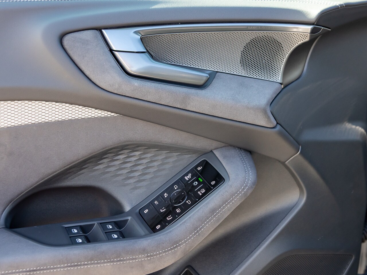 Image about Audi A5 Avant e-hybrid e-hybrid quattro 270 kW S tronic
