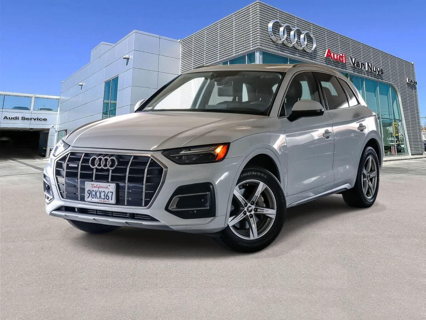 2023 Audi Q5 40 Premium's photo