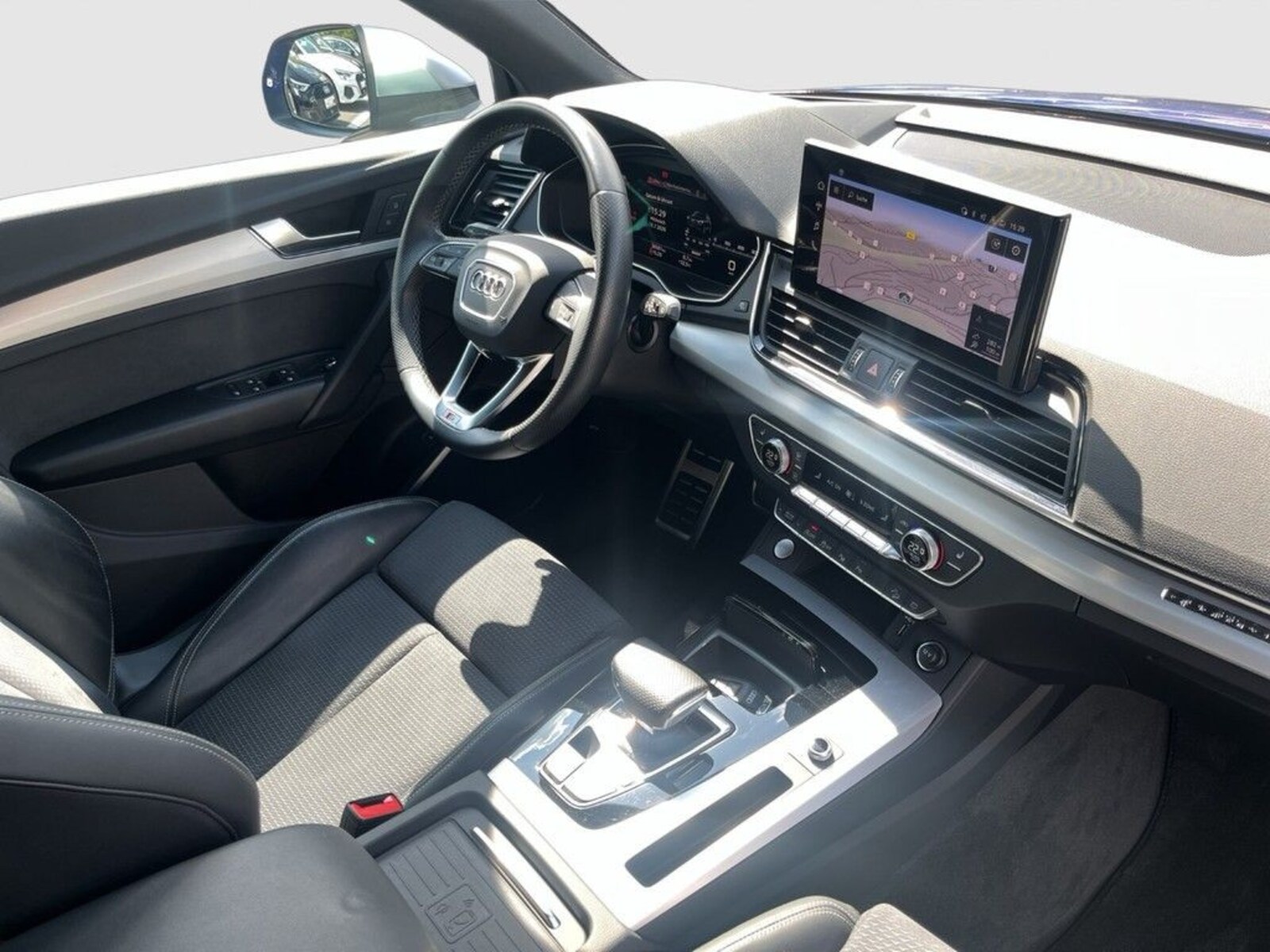 Audi SQ5 – Bild 19
