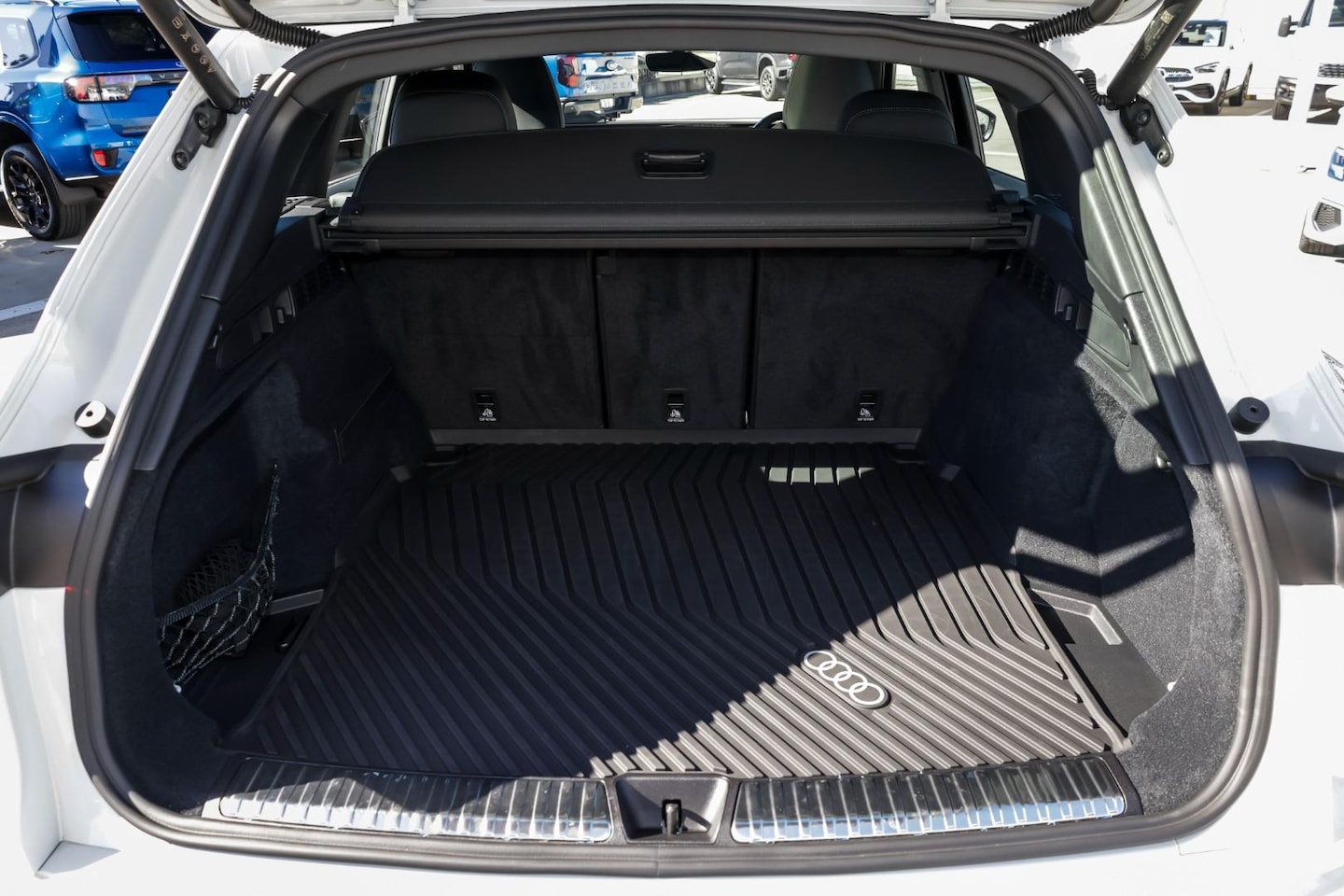 Image about Audi Q5 SUV TDI quattro 150 kW sport